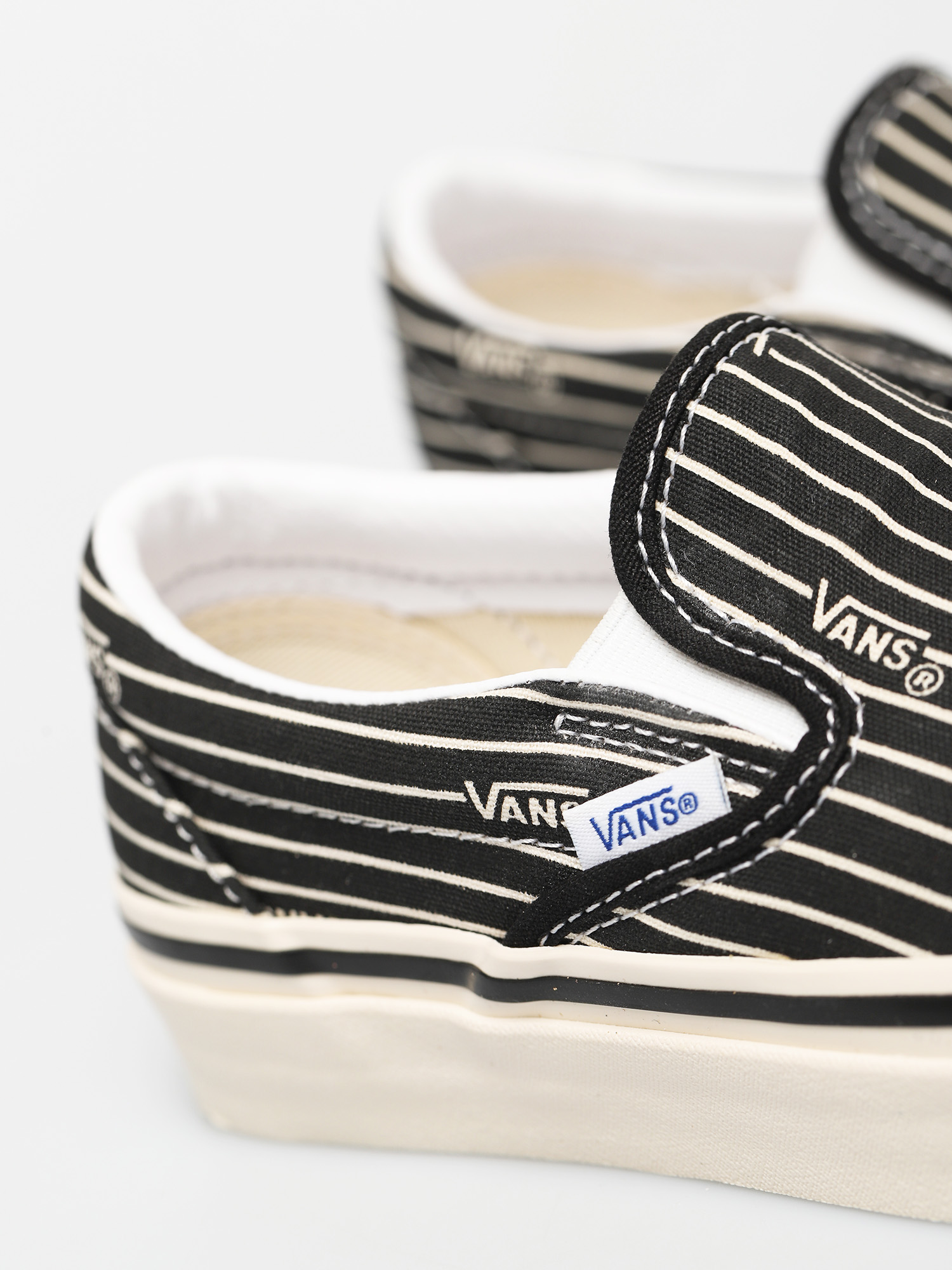 関税込★VANS★OLD SKOOL★ANAHEIM FACTORY CLASSIC SLIP-ON 98 VANS Classic Slip-On 98 Anaheim Factory Black Stripes