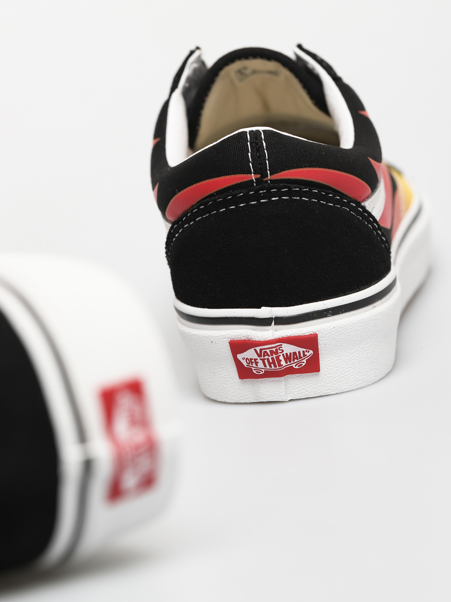 Vans Old Skool Shoes (flame/black/black/true white)