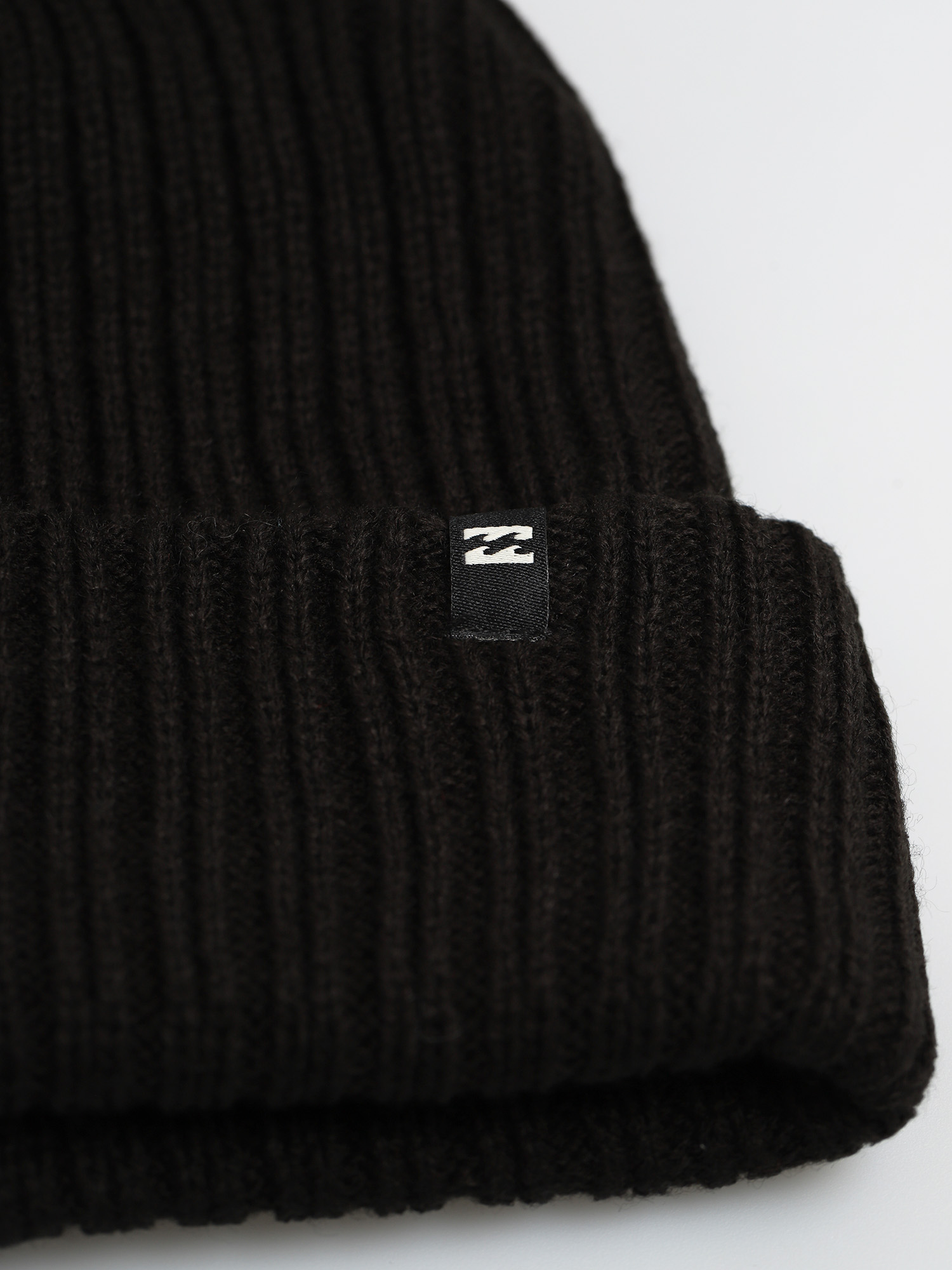 black billabong beanie