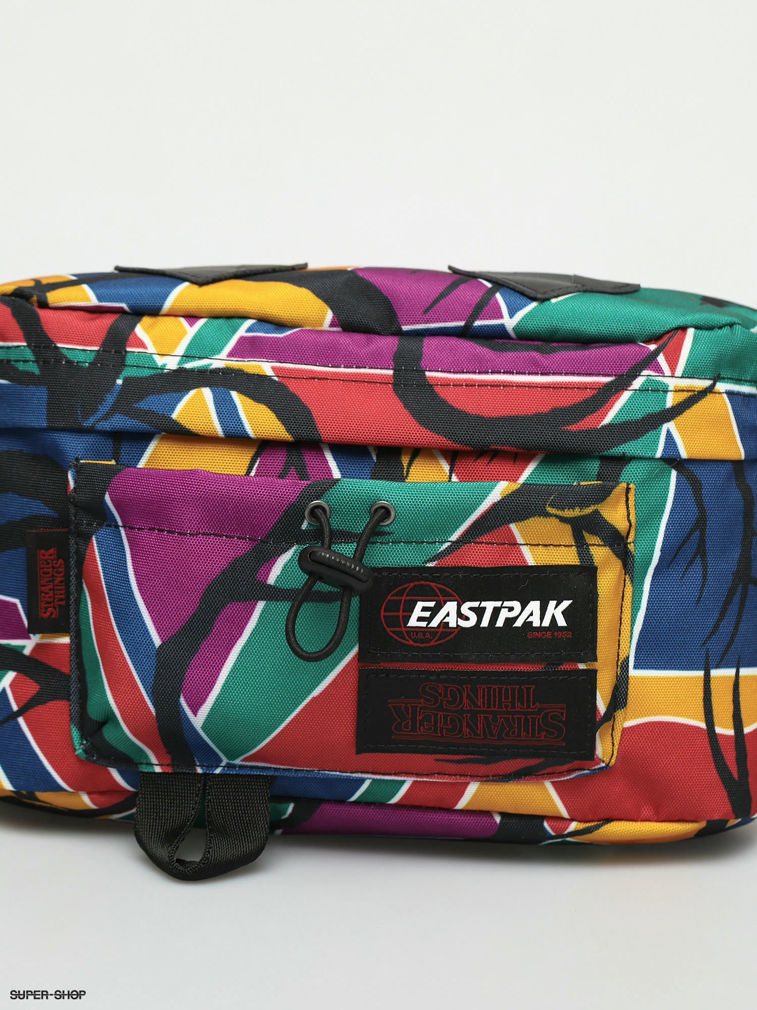 Eastpak X Stranger Things Dallas Bum bag (stease 80s)