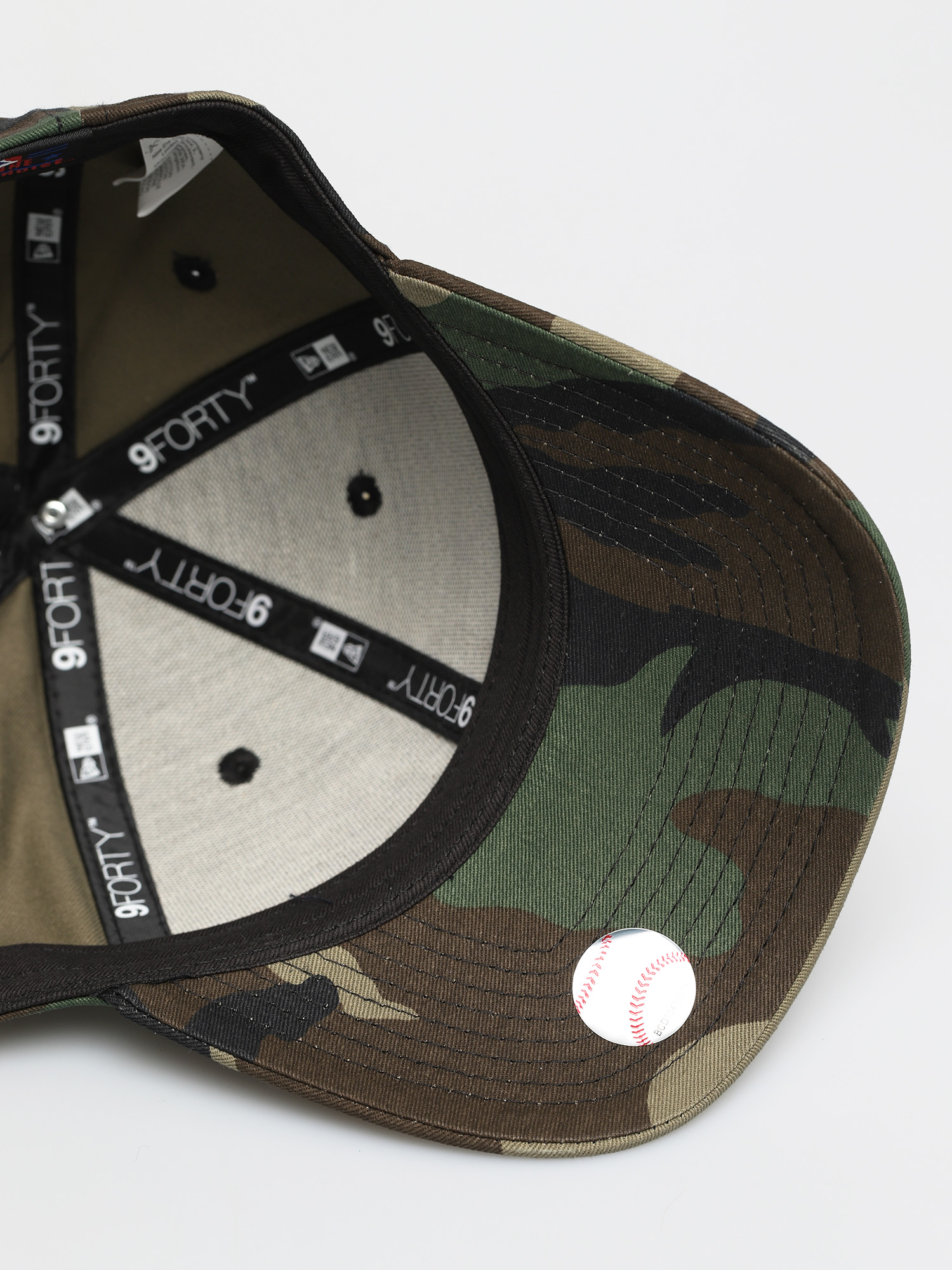 New Era League Essential New York Yankees ZD Cap (woodland camo)