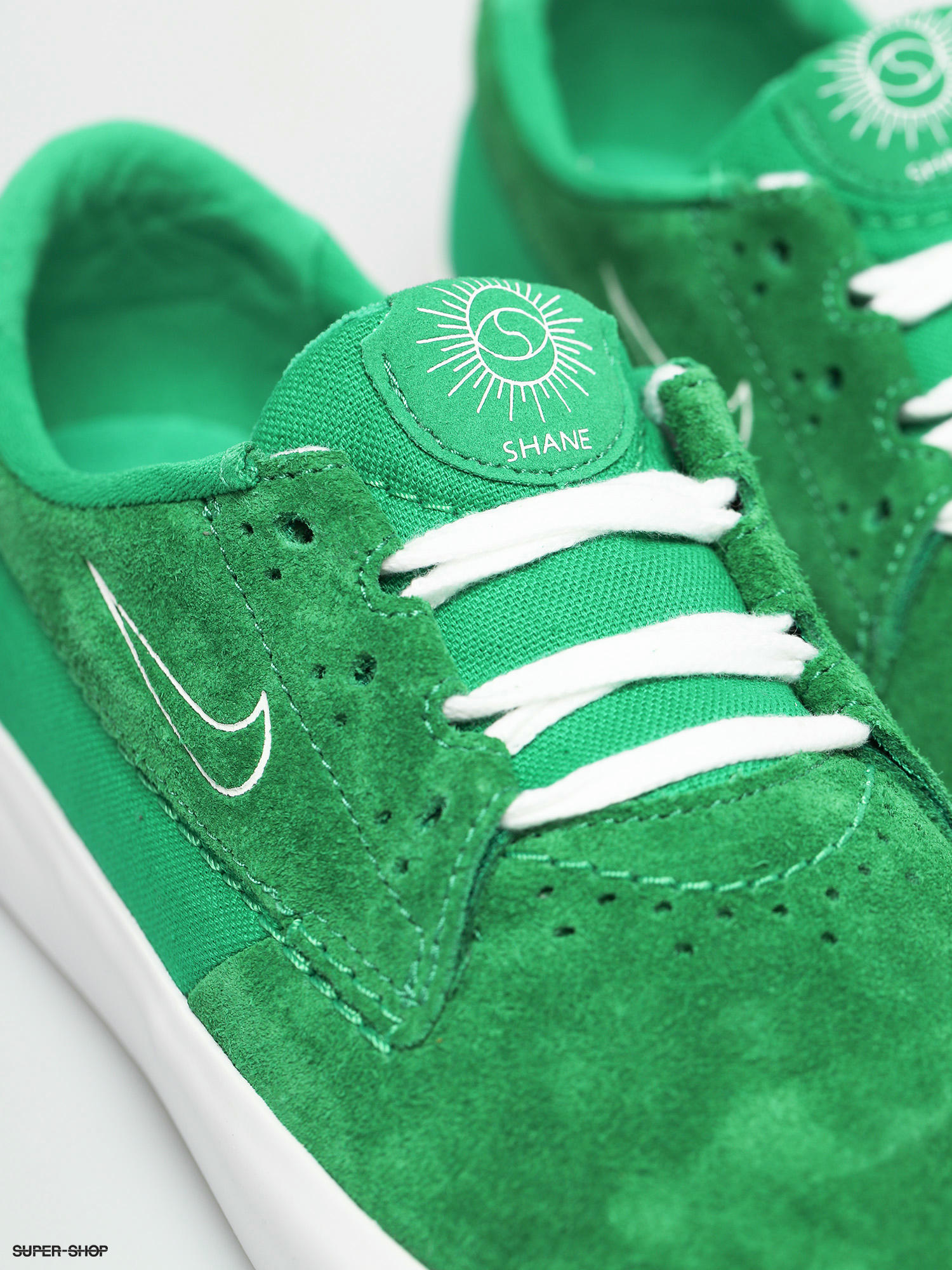 nike sb green shoes