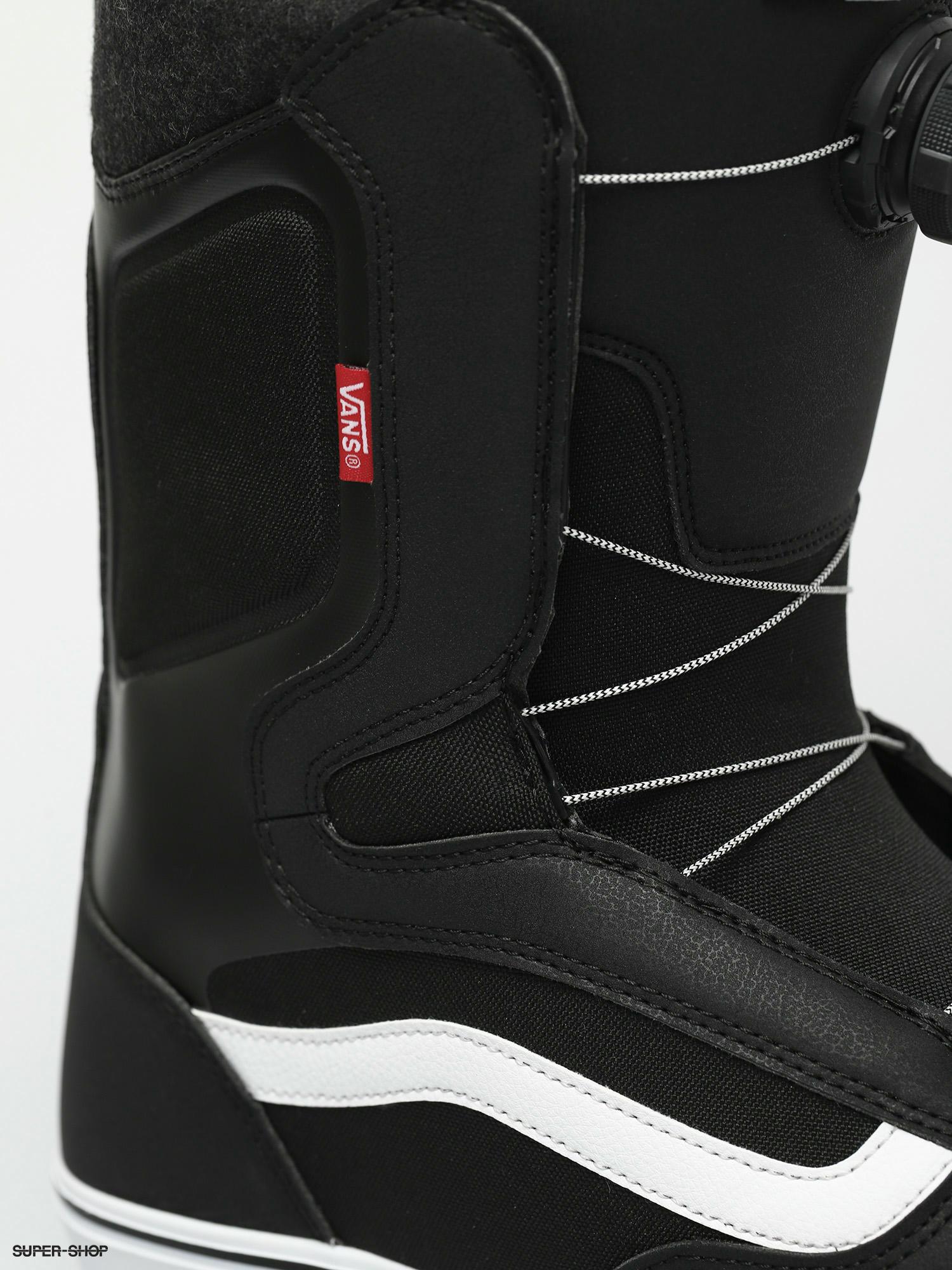 vans aura og snowboard boots stores