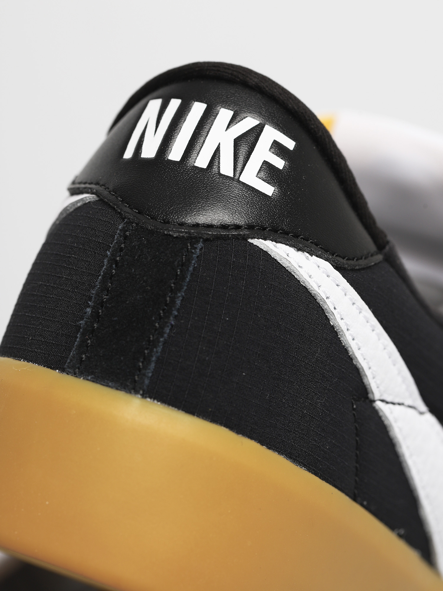 Nike SB Bruin React Schuhe (black/white black gum light brown)