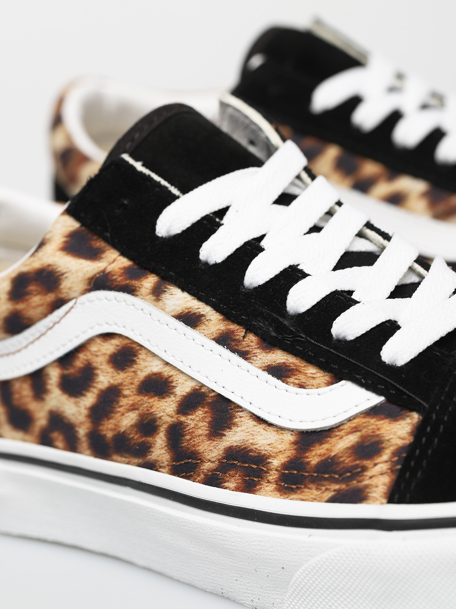 vans old skool leopard black