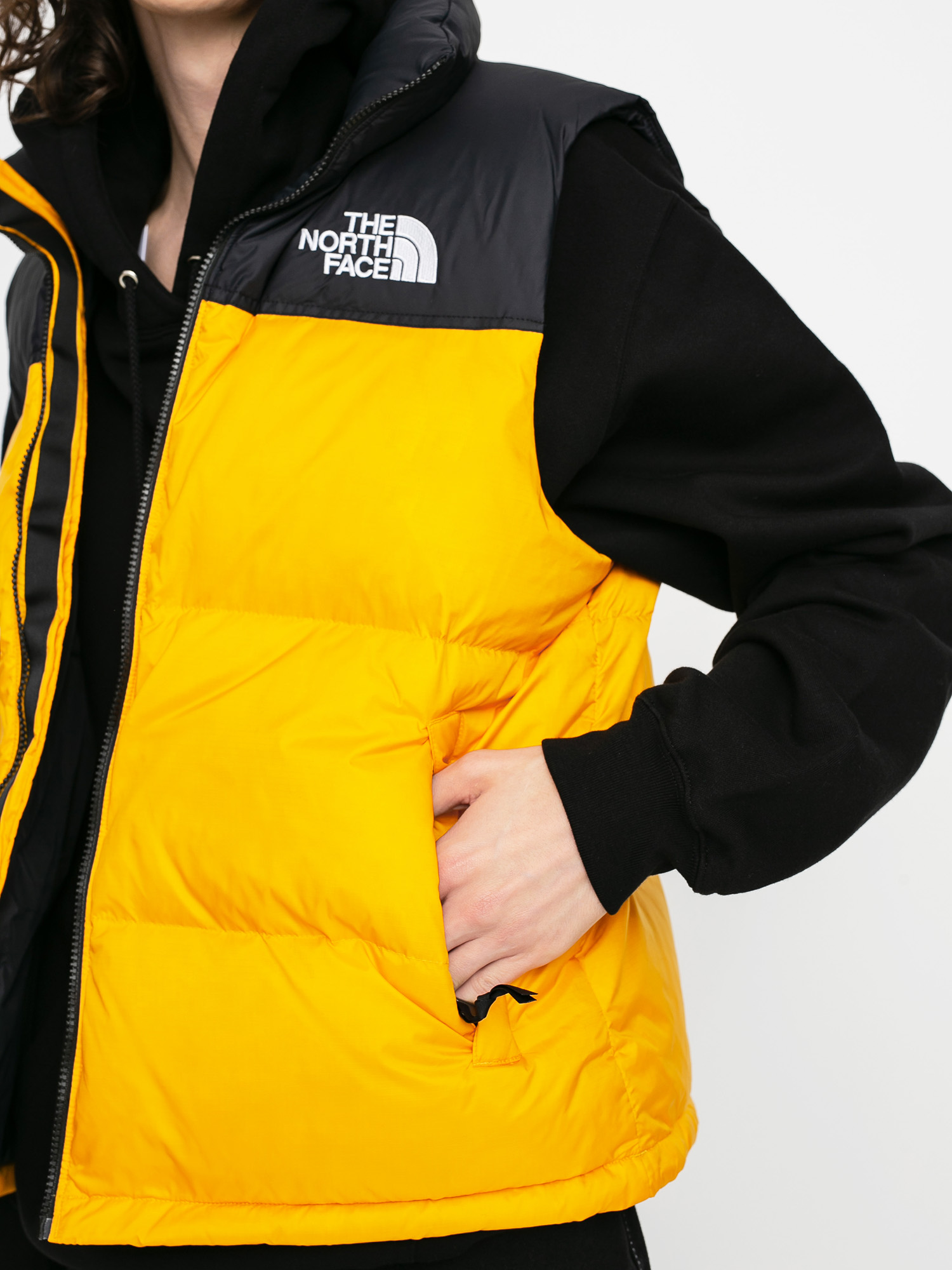 The North Face 1996 Retro Nuptse Vest Jacket (summit gold)