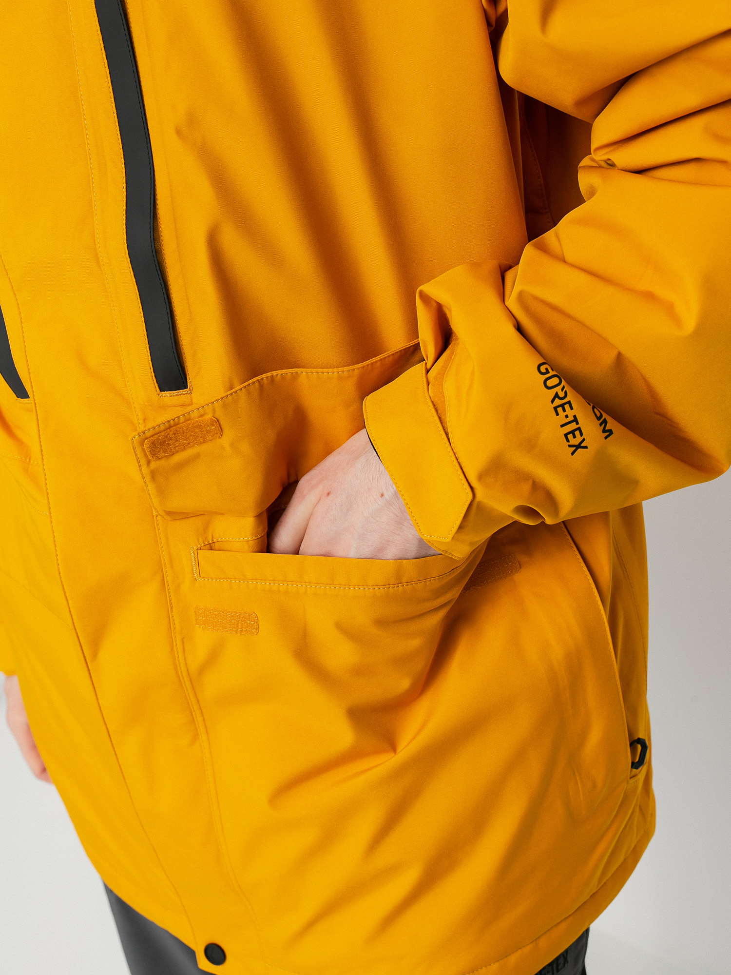 Volcom Ten Ins Gore Tex Snowboard jacket - golden (resin gold)