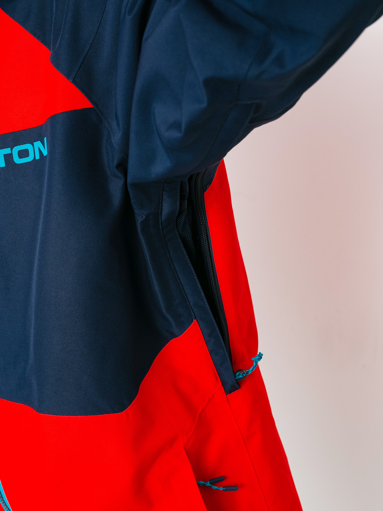 Mens Burton Gore Tex Radial Insulated Snowboard jacket (flame scarlet/dress blue)