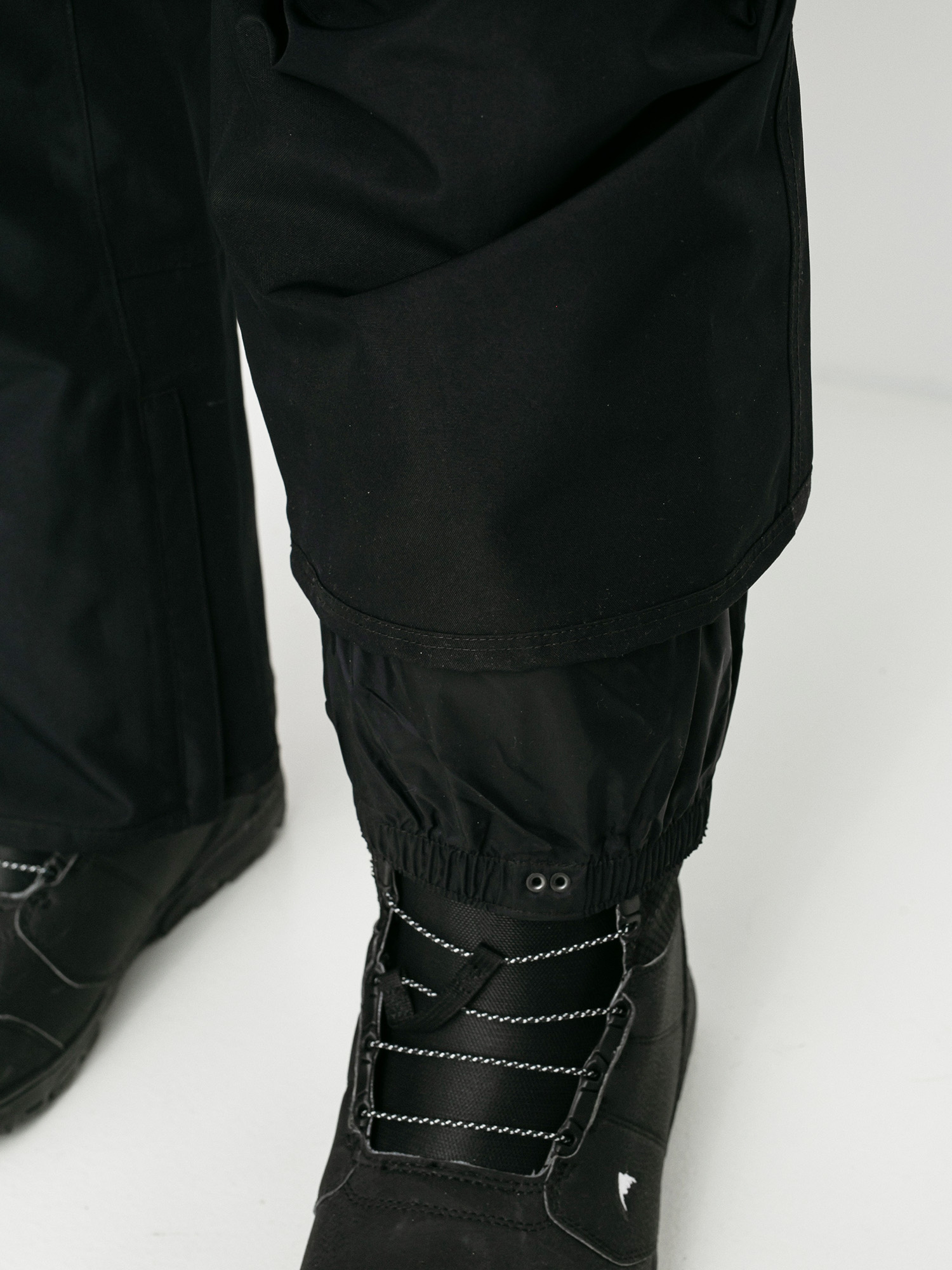 Mens Burton Gore Tex Reserve Bib Snowboard pants (true black)