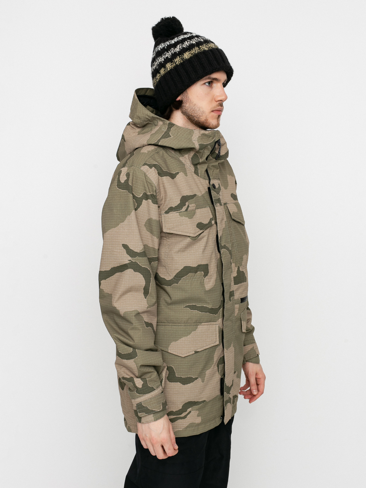 Mens Burton Covert Snowboard jacket (barren camo)