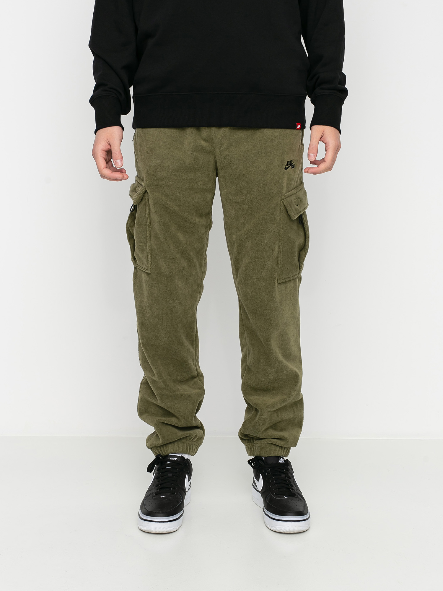 Nike SB Novelty Cargo Pants (medium olive/electro orange/black)