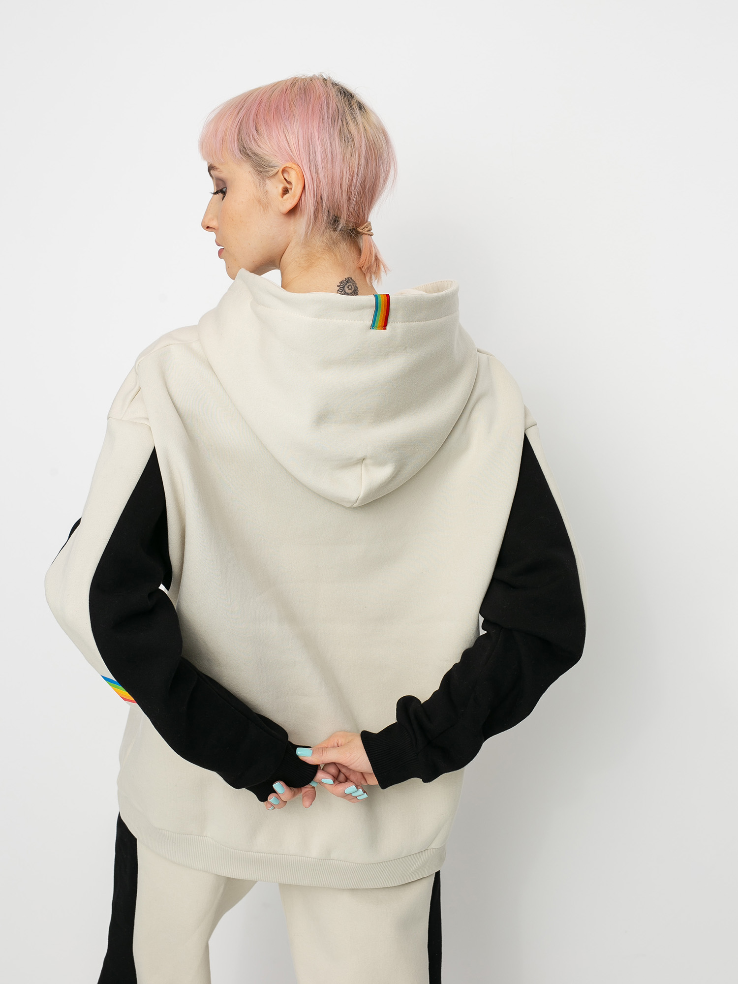 Local Heroes X Polaroid Vhs HD Hoodie Wmn (beige/black)