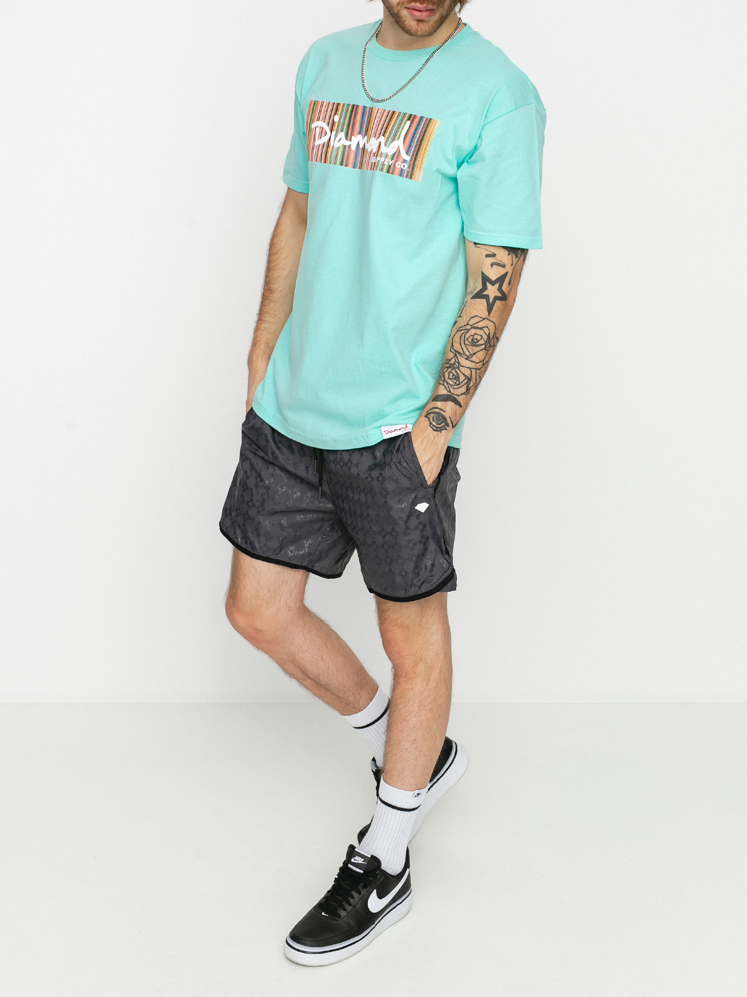 Diamond Supply Co. Checkered Cross Shorts (black)