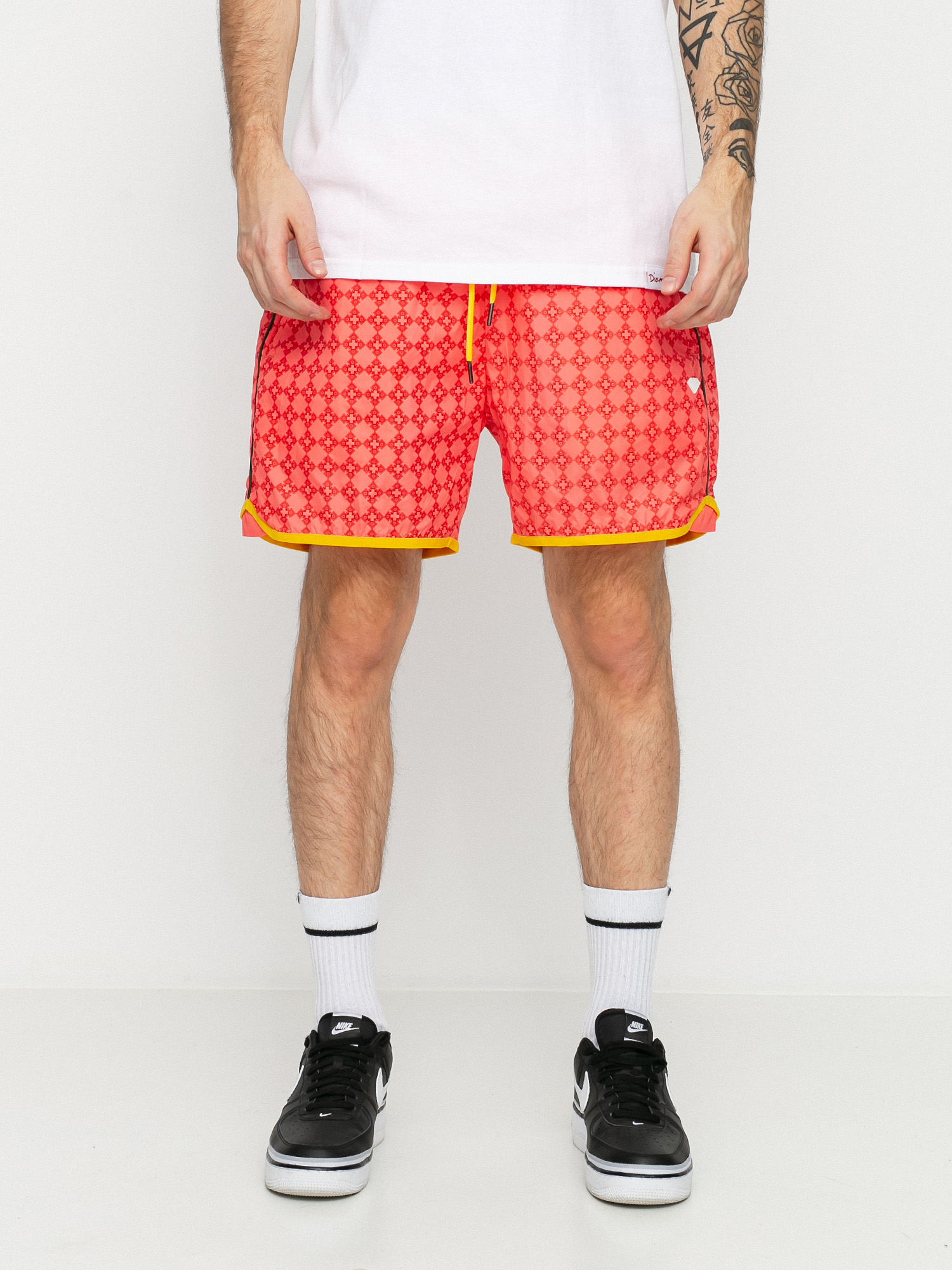 Diamond Supply Co. Checkered Cross Shorts (coral)