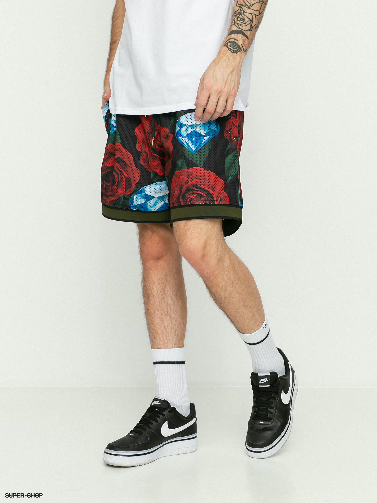 Diamond supply store shorts