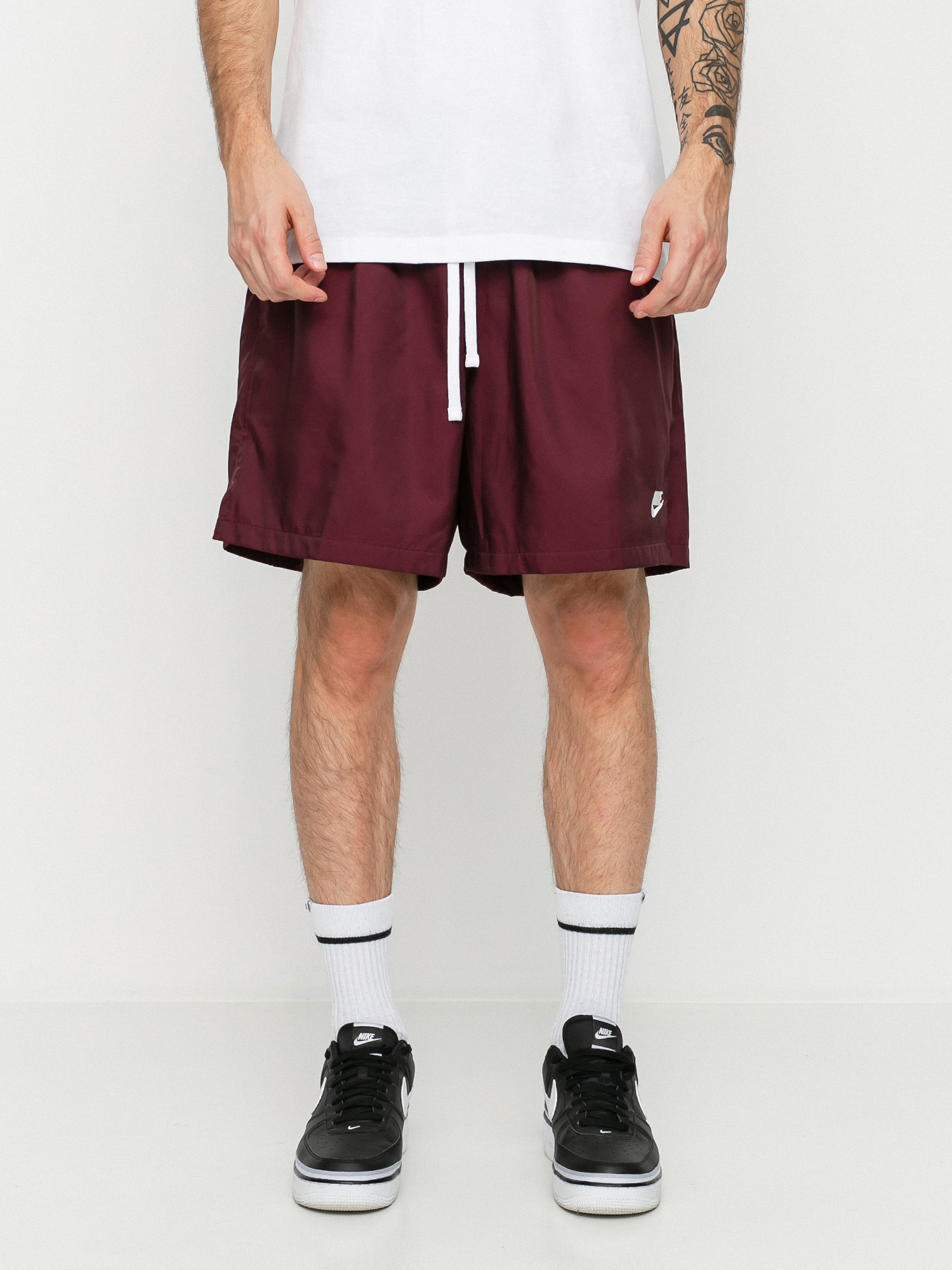 Nike Sportswear Shorts (night maroon/white)