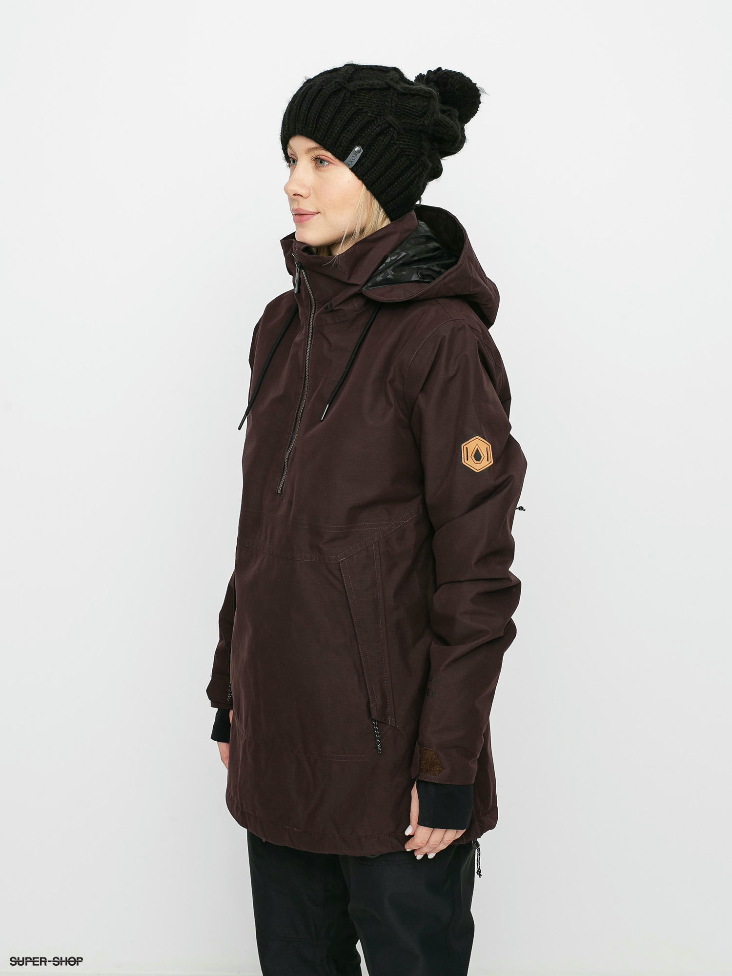 black pullover snowboard jacket