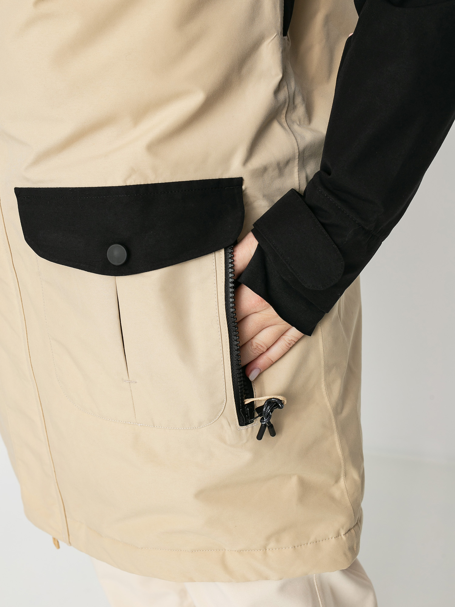 Womens Burton Gore Tex Eyris Snowboard jacket (true black/irish cream)