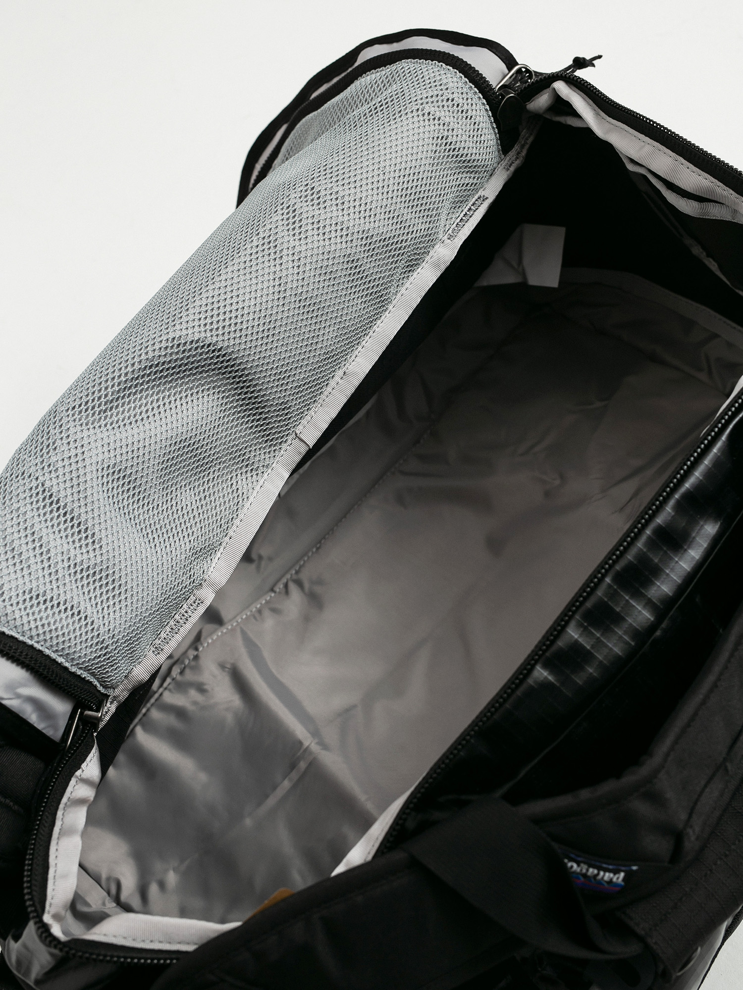 Patagonia Black Hole Duffel 40L Bag (black)