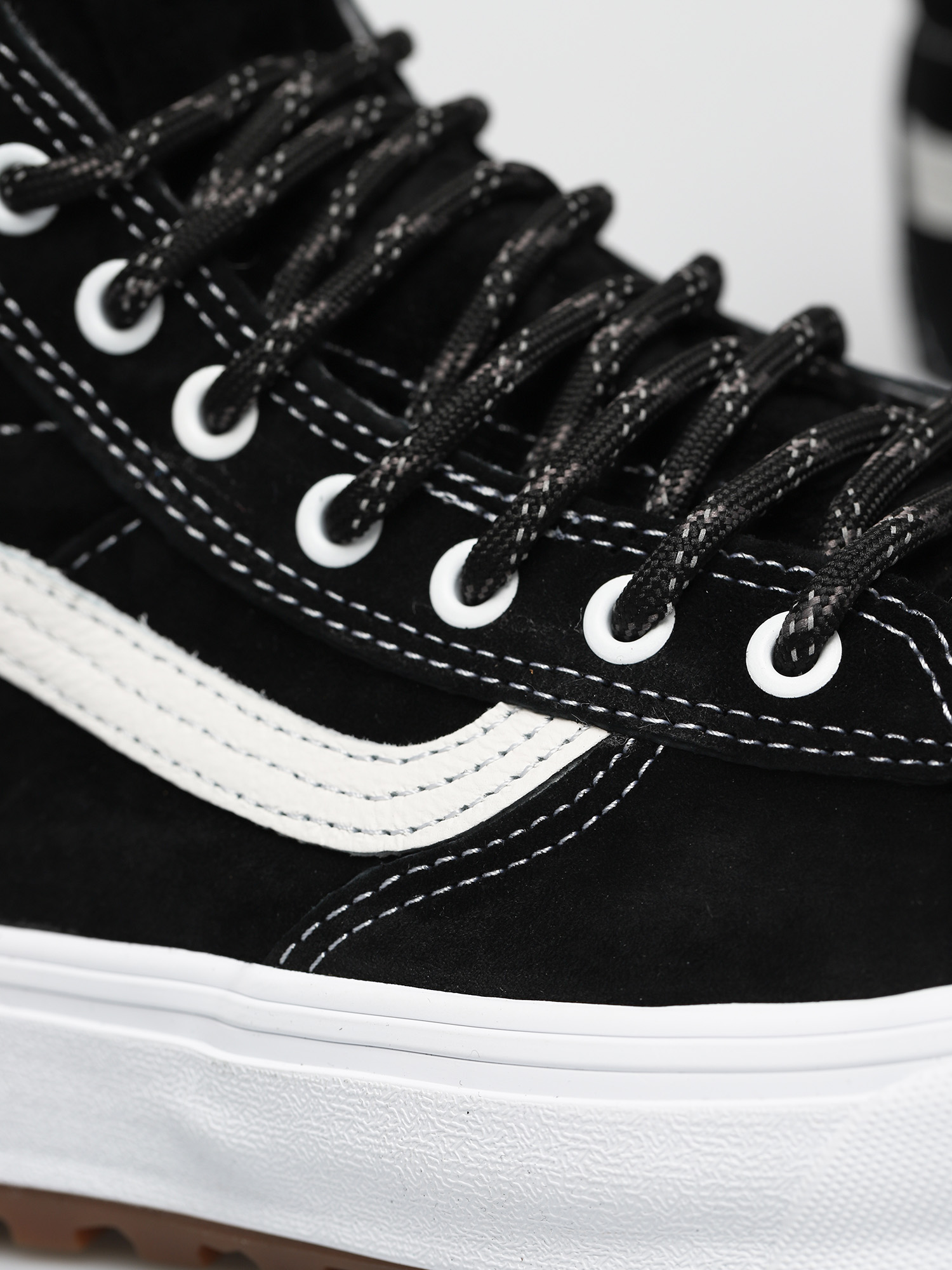 Vans Sk8 Hi Mte 2 0 Dx Shoes (black/true white)