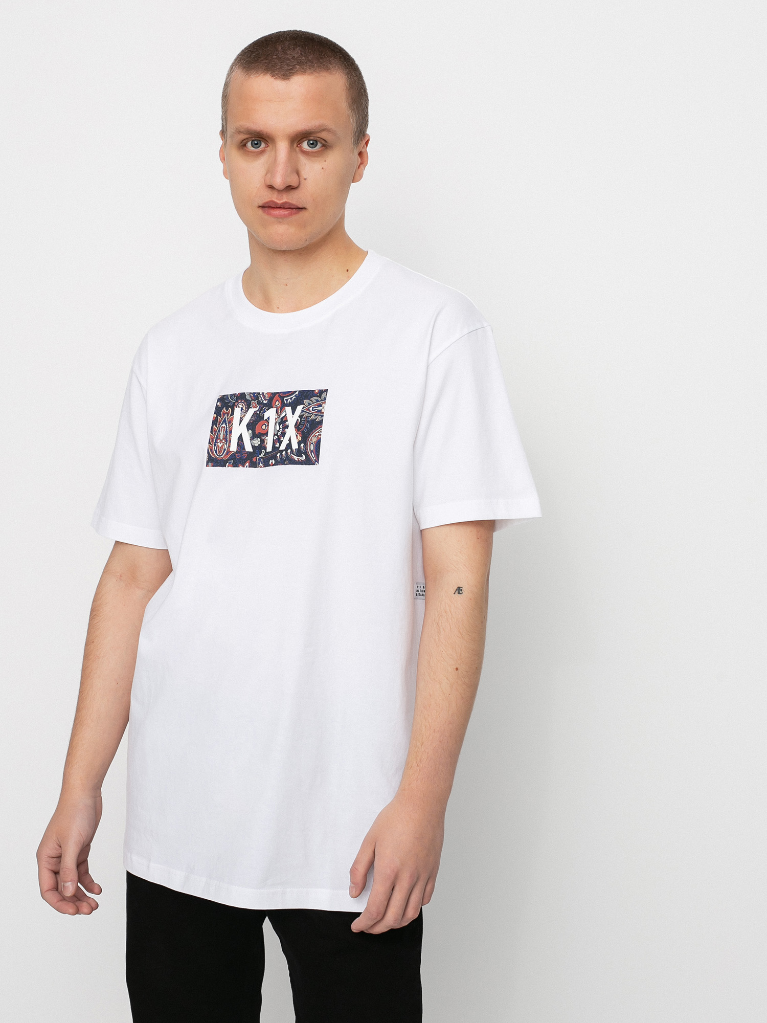 K1x Paisley Bogo T shirt white