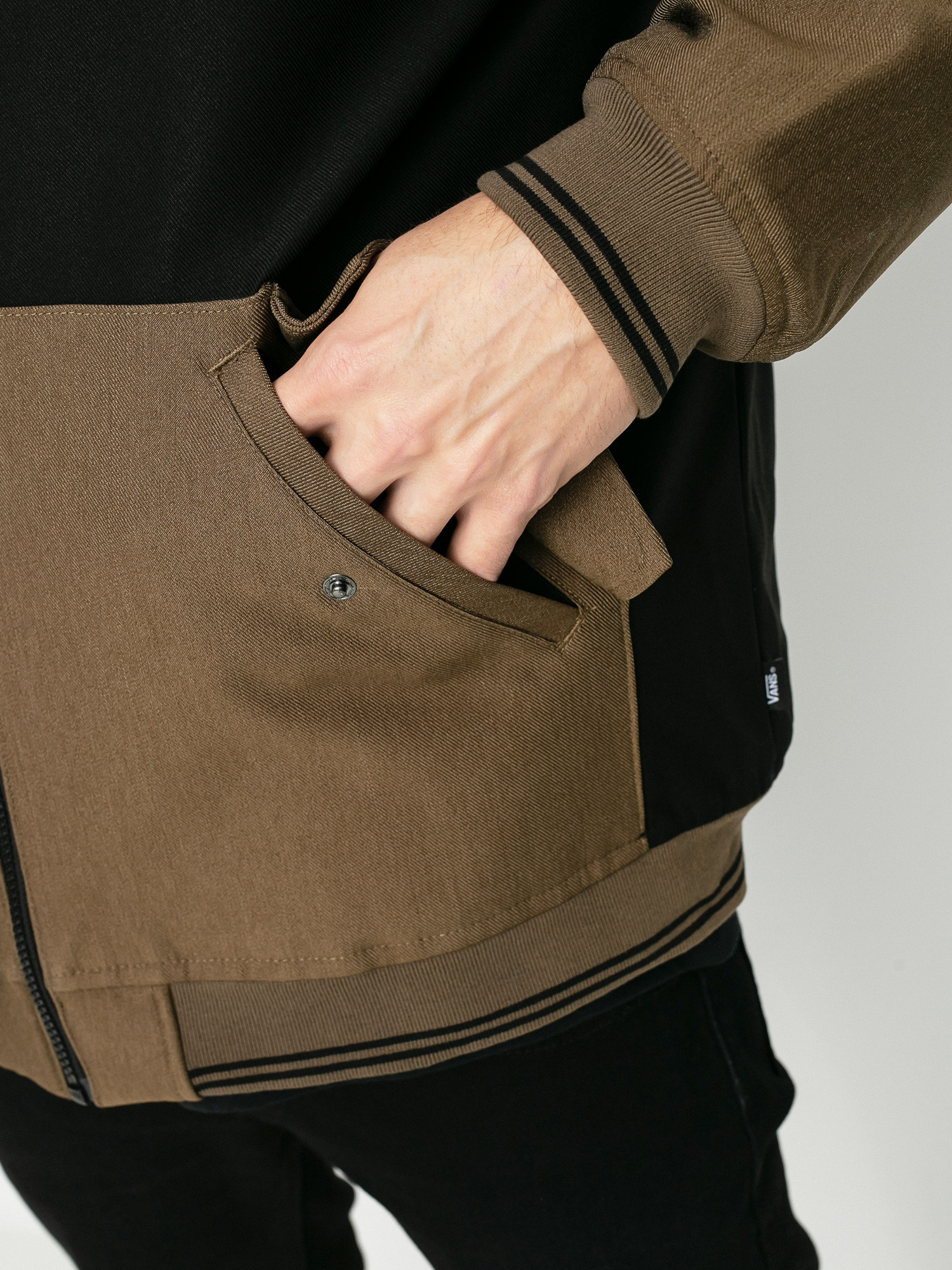 Vans Wells Mte II Jacket (black/canteen)