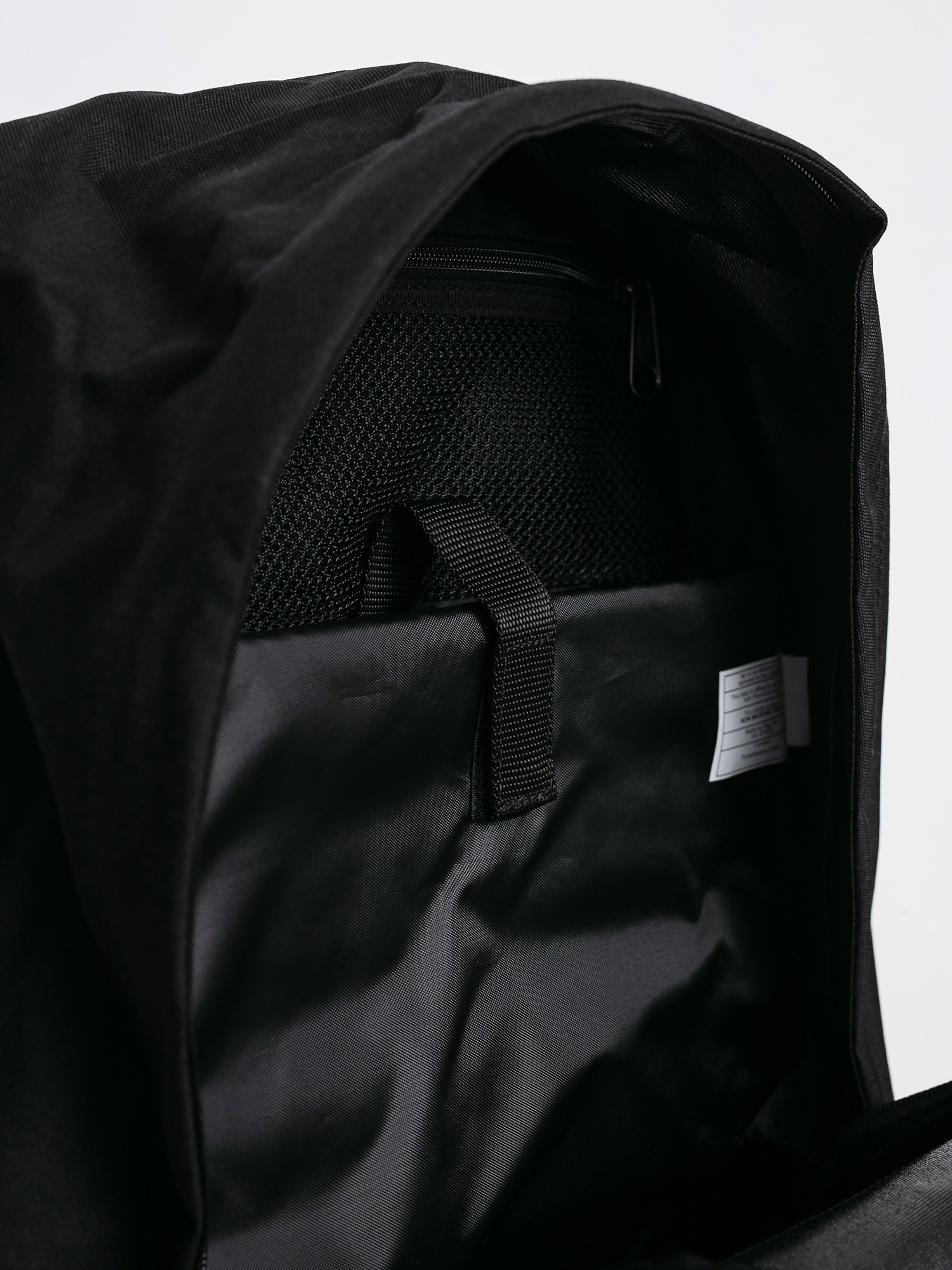 Eastpak backpack Out Of Office EK7670 (black)
