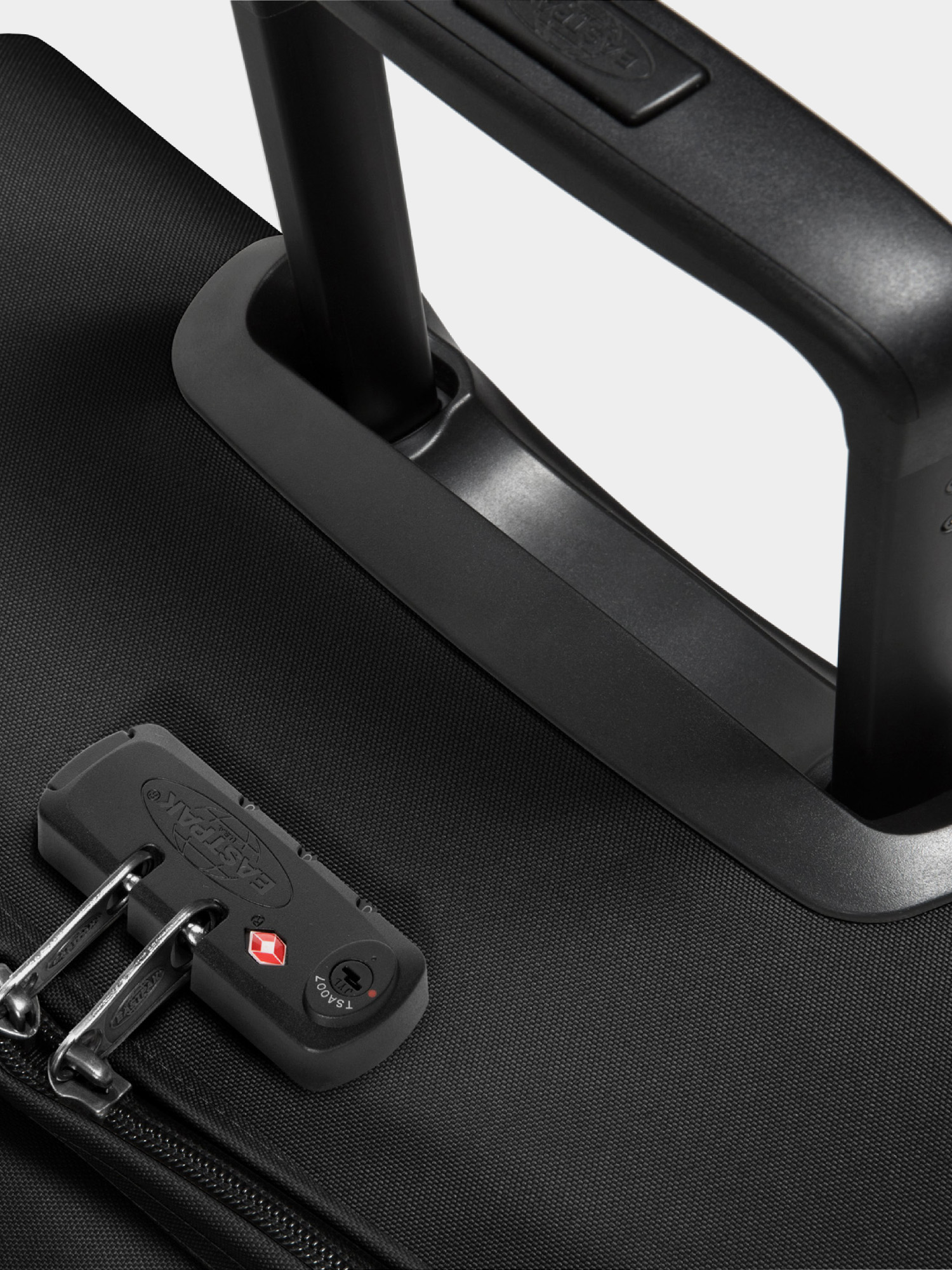 Eastpak Tranverz M Suitcase (black)