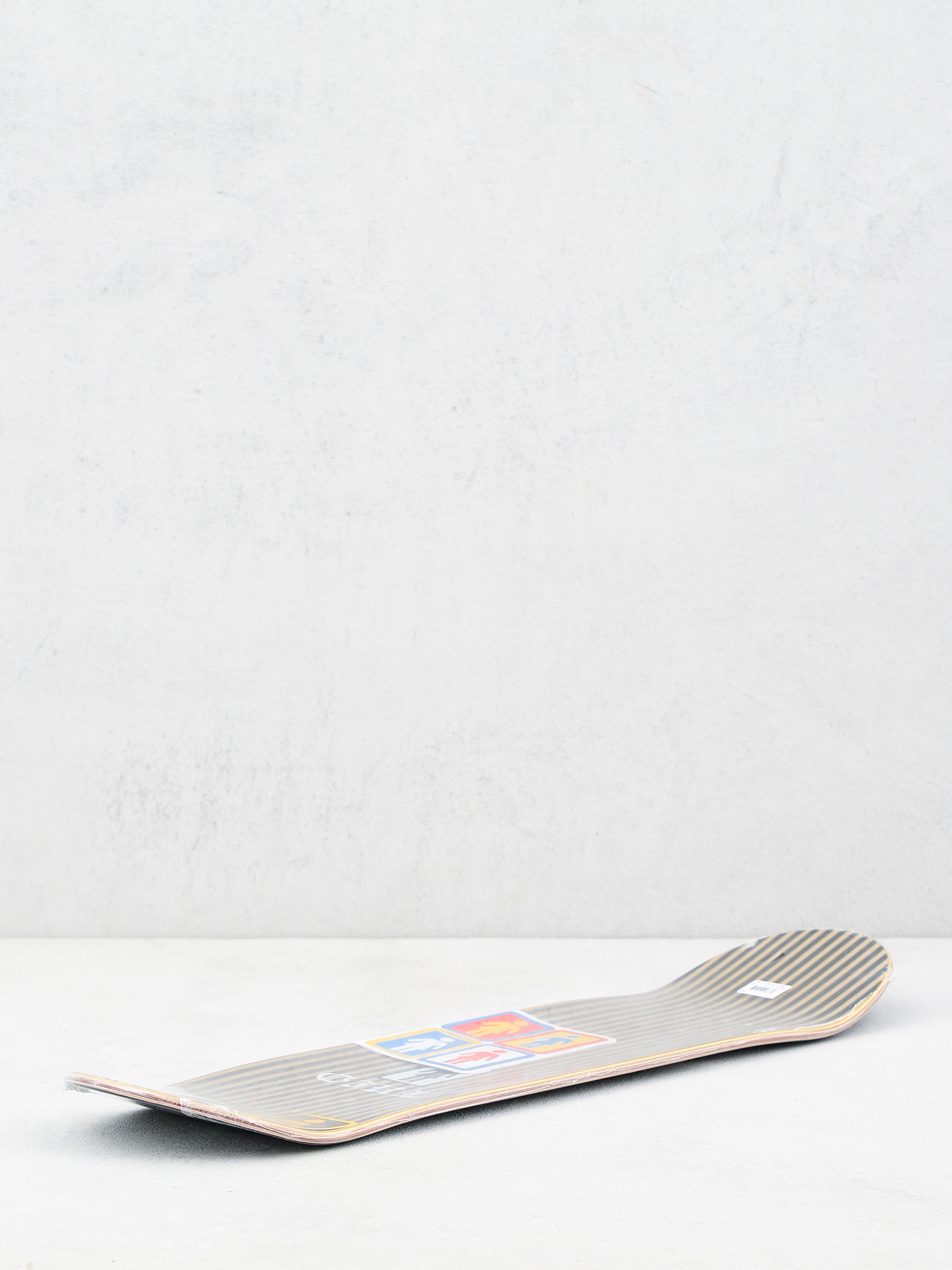 Girl Skateboard Gass Severed Pop Secret Deck (black/white)