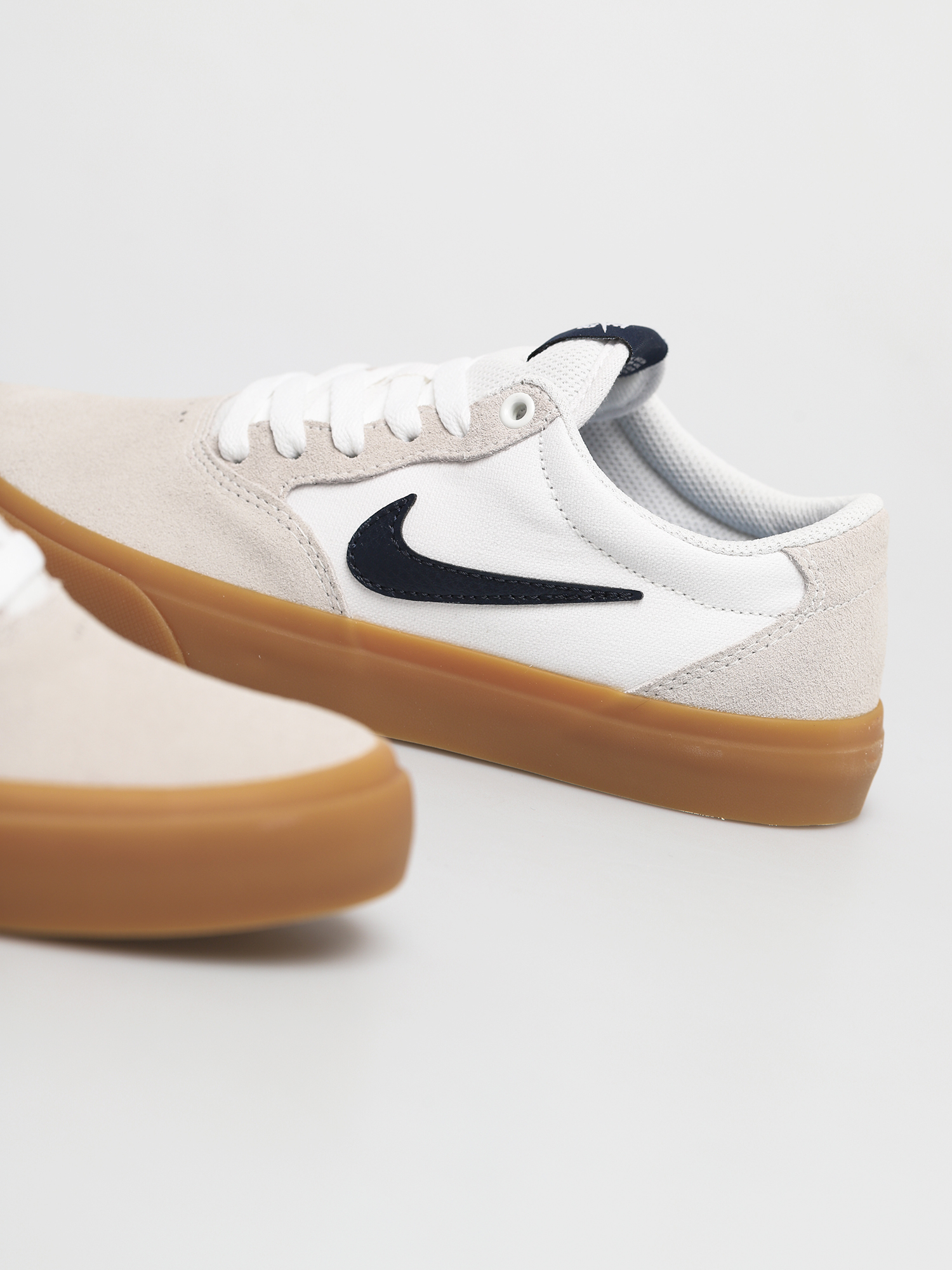 Nike SB Chron Solarsoft Shoes (white/obsidian white white)