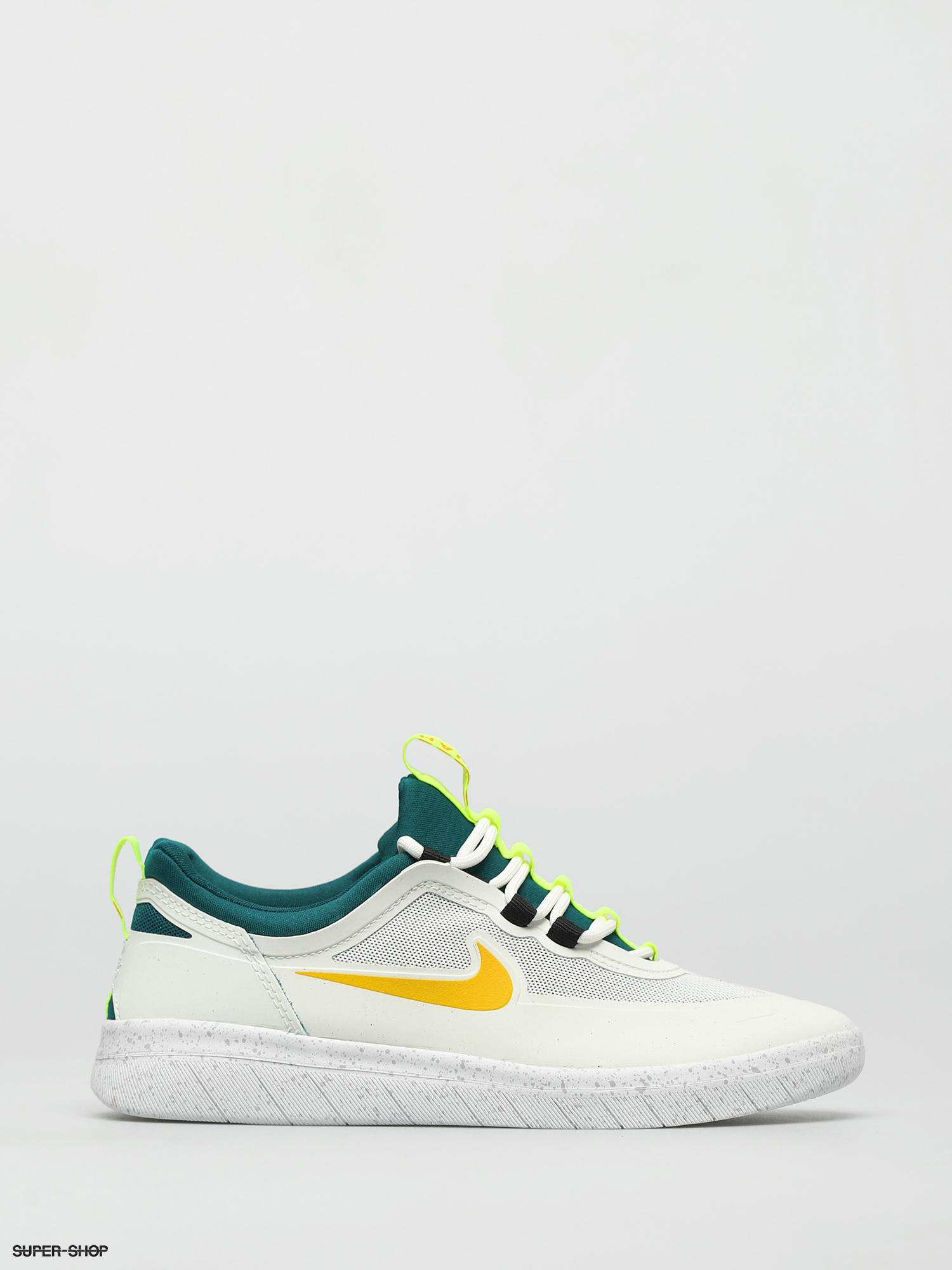 nike sb nyjah free 2 summit white university gold