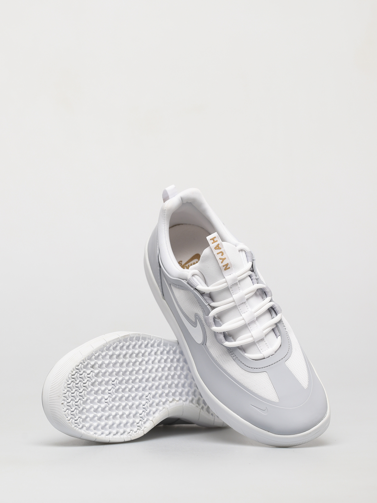 Nike SB Nyjah Free Shoes grey (sky grey/white sky grey