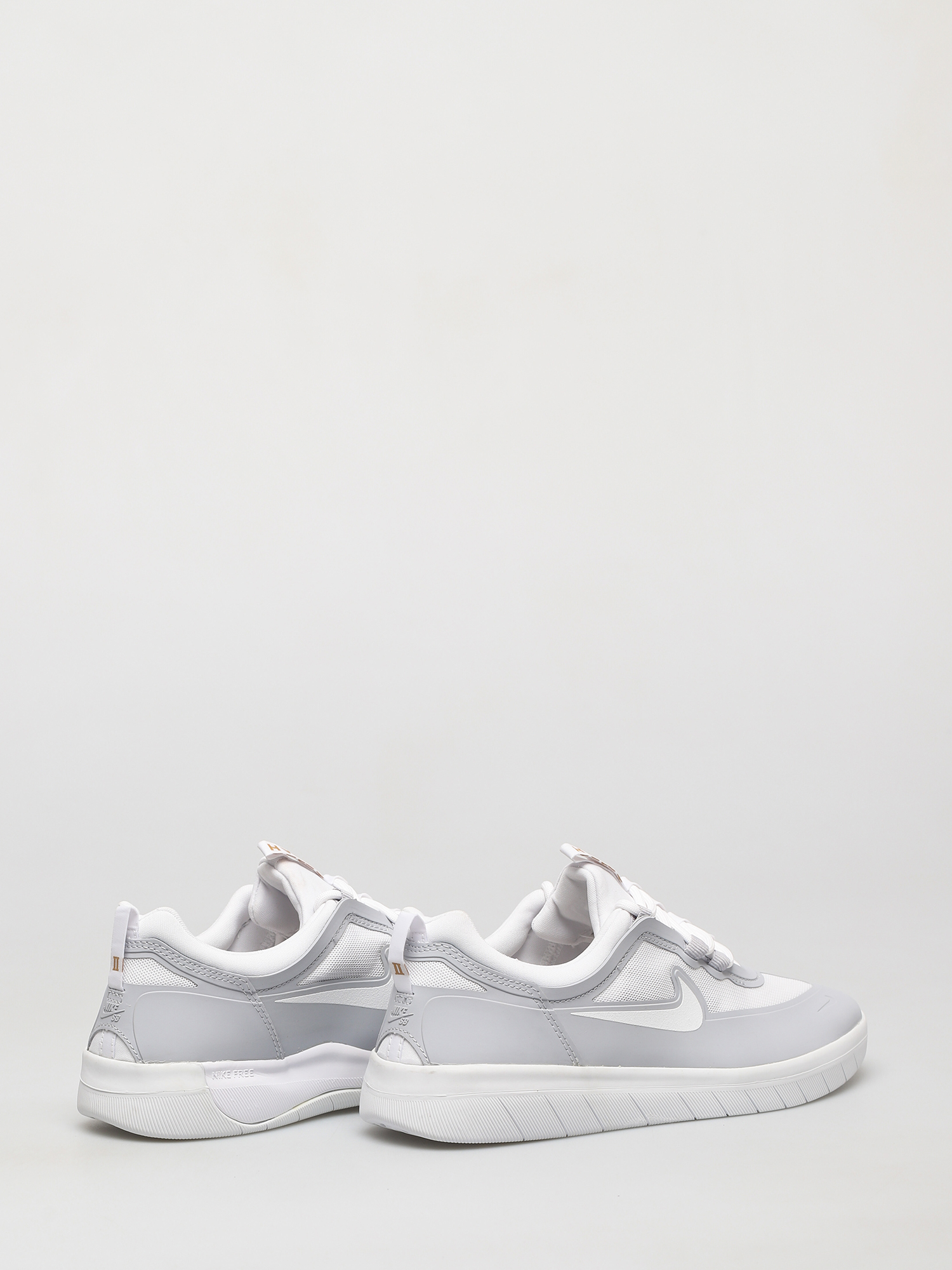 Nike SB Nyjah Free 2 Shoes (sky grey/white sky grey metallic gold)