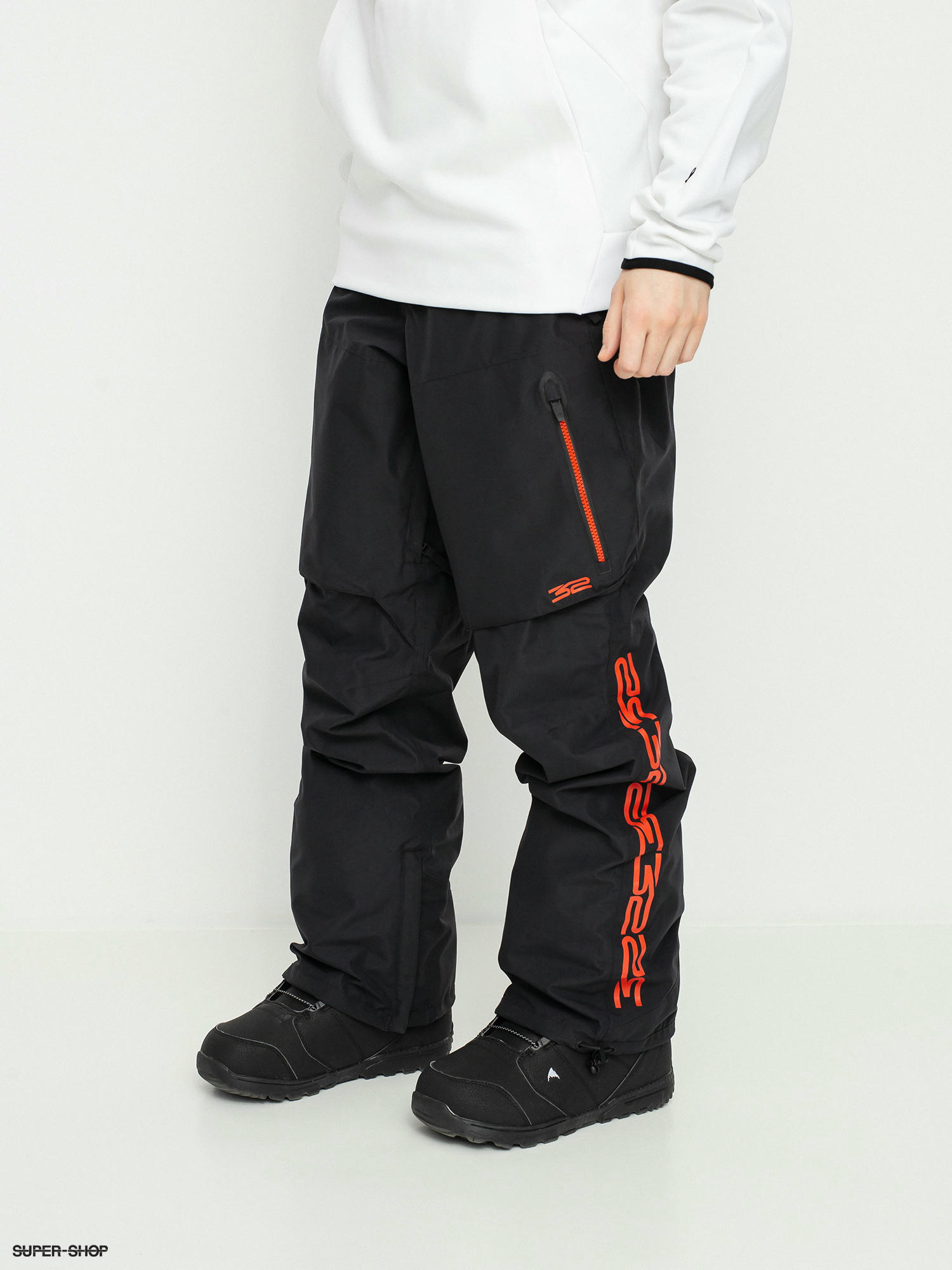 32 snowboard pants