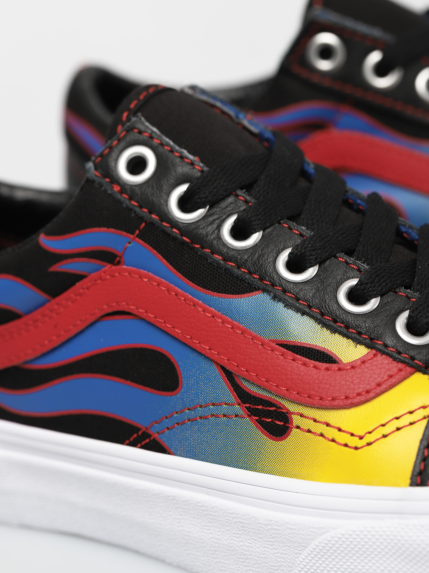 Vans Old Skool Shoes (racer black/red)