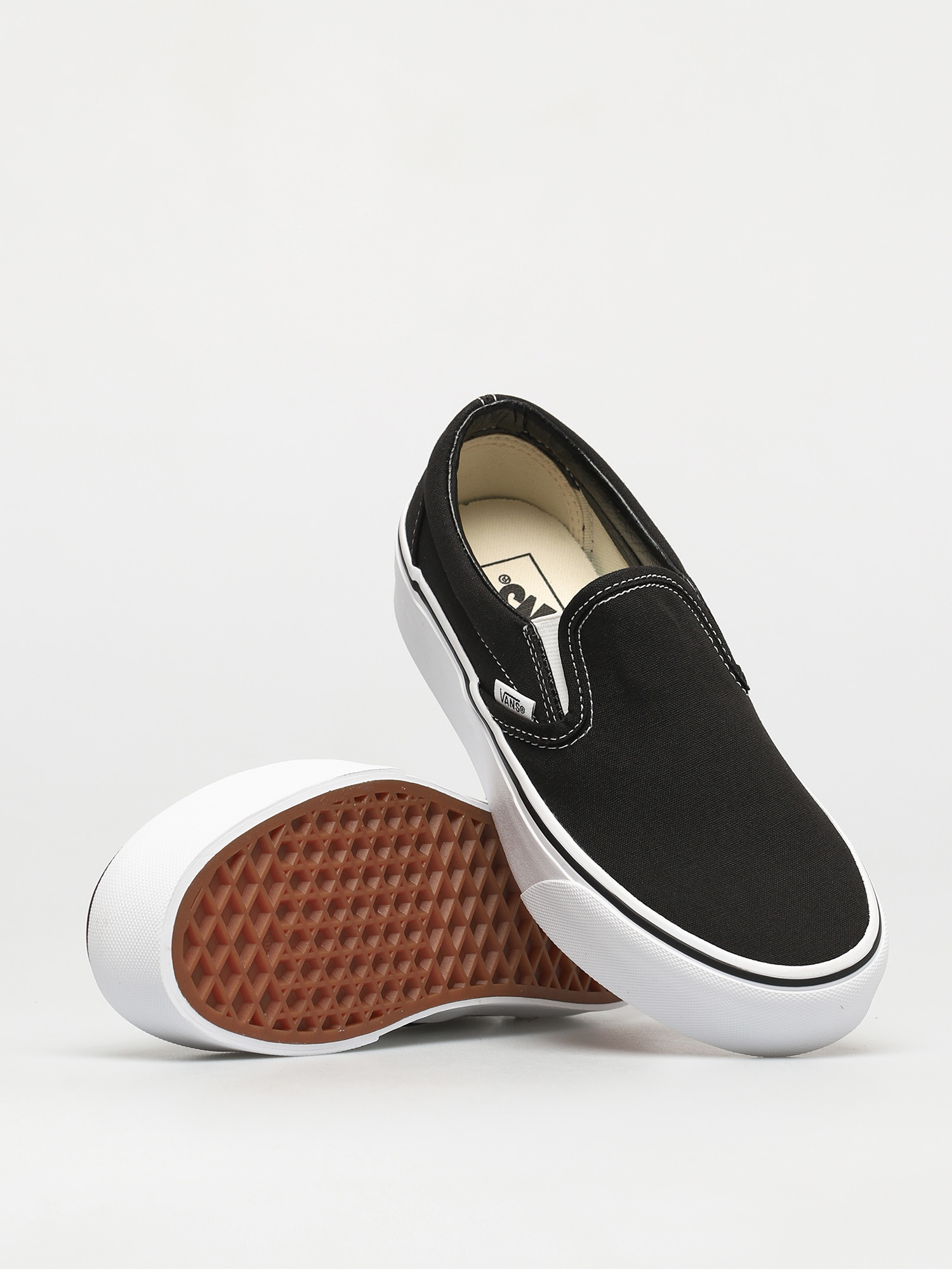 slip on vans platform black