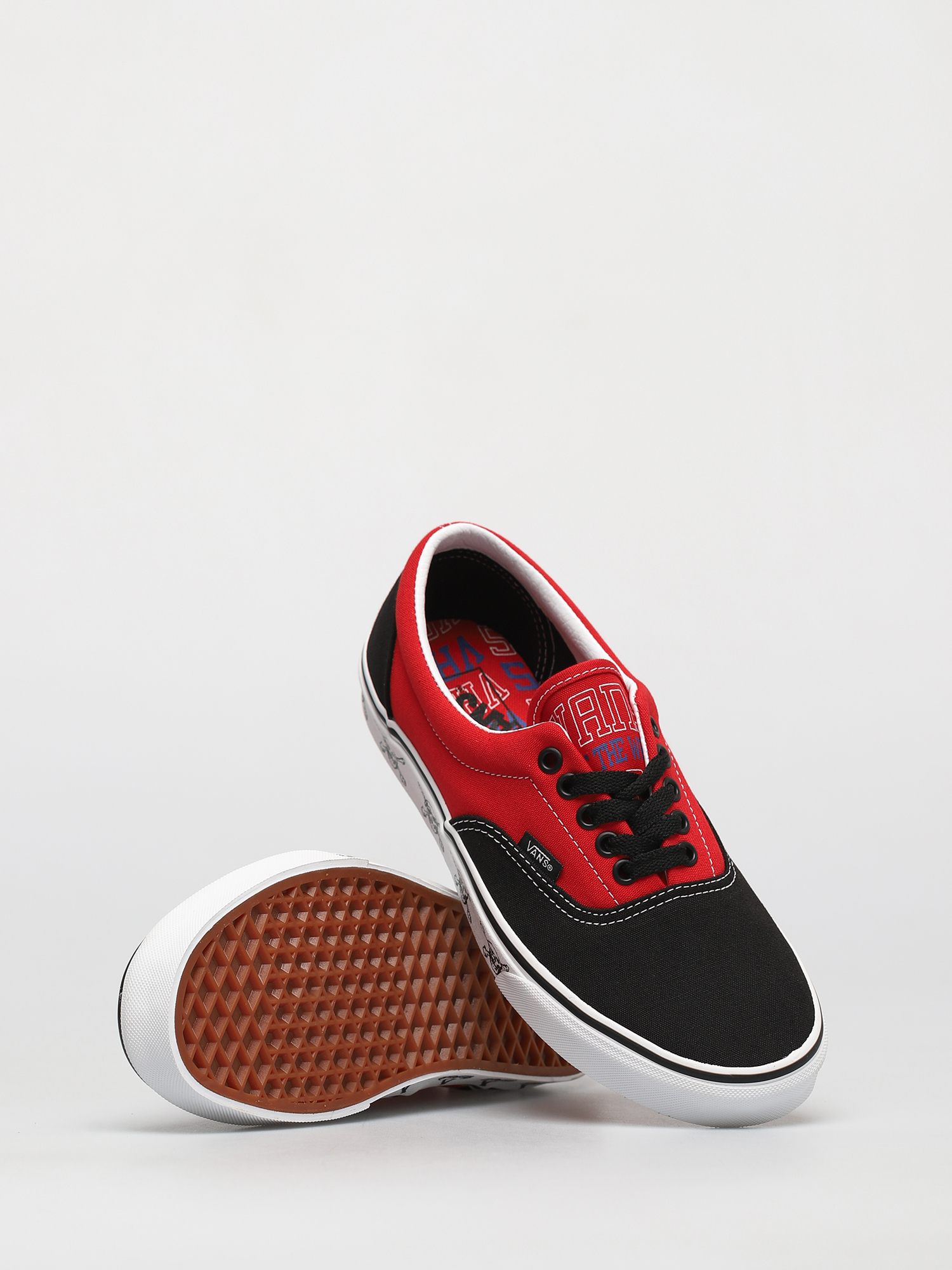 Vans Era Shoes black (new varsity black/high risk red)