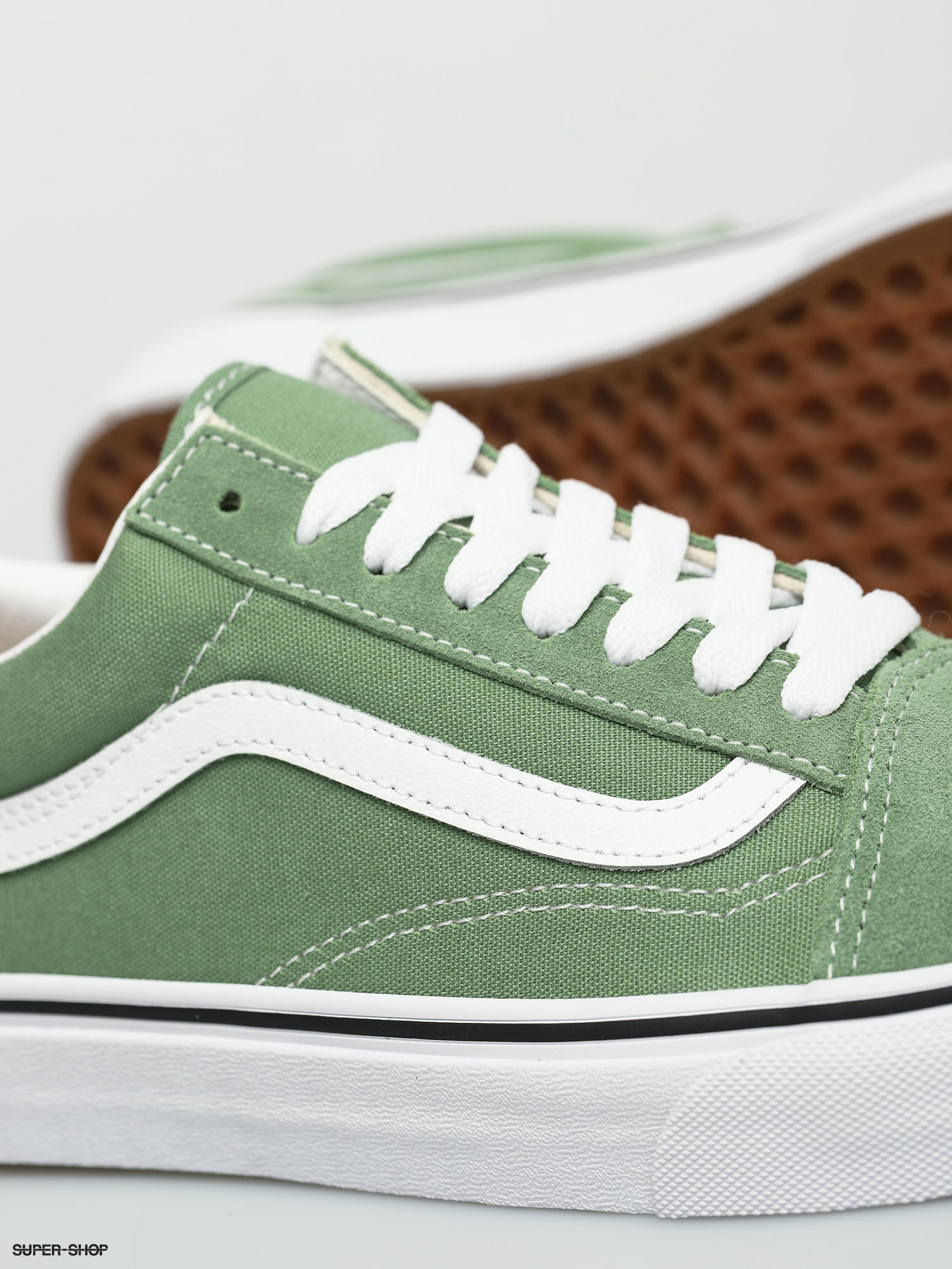 Vans old skool deep grass hot sale green & true white shoes