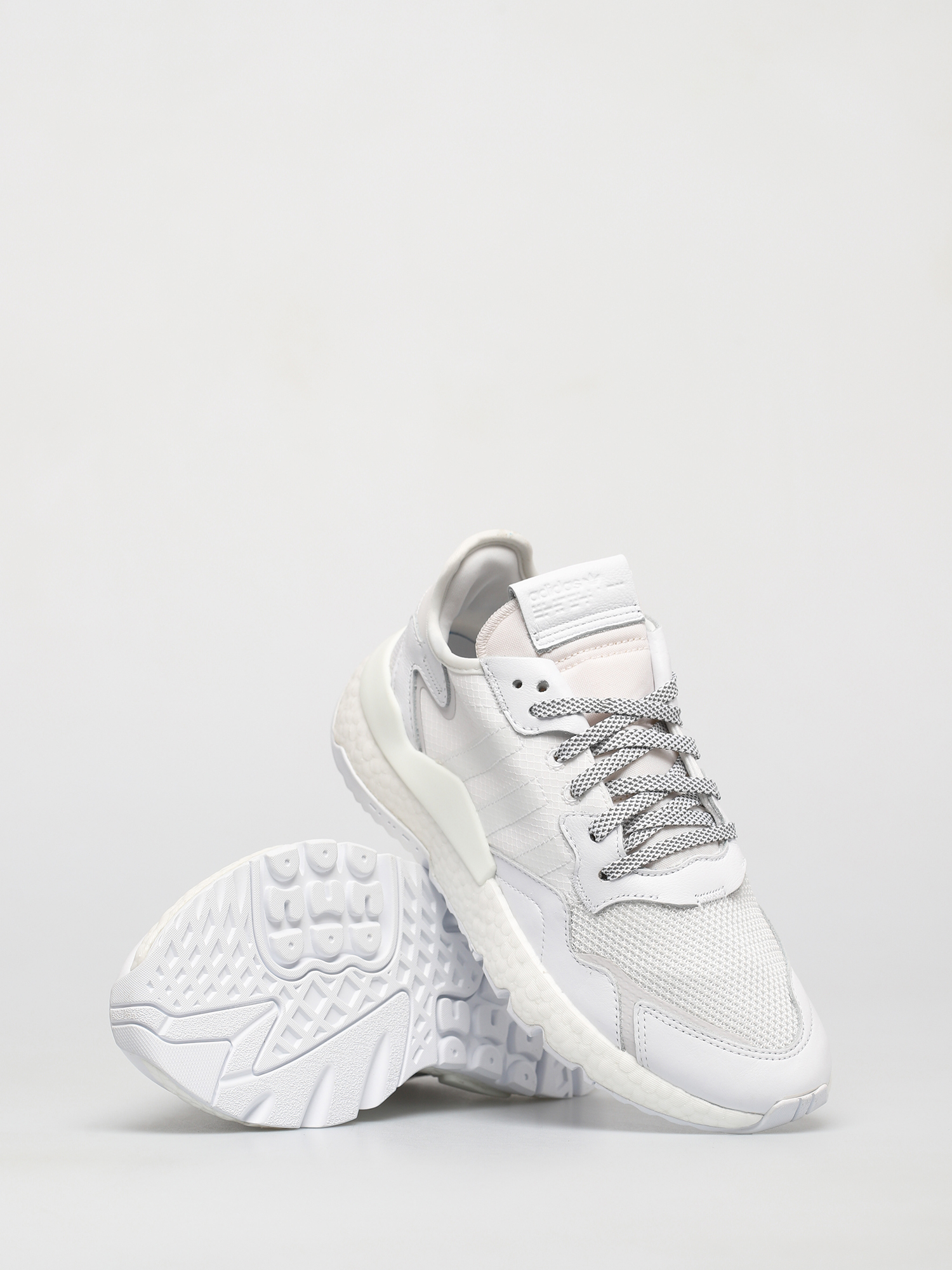 Adidas nite jogger blanche hotsell