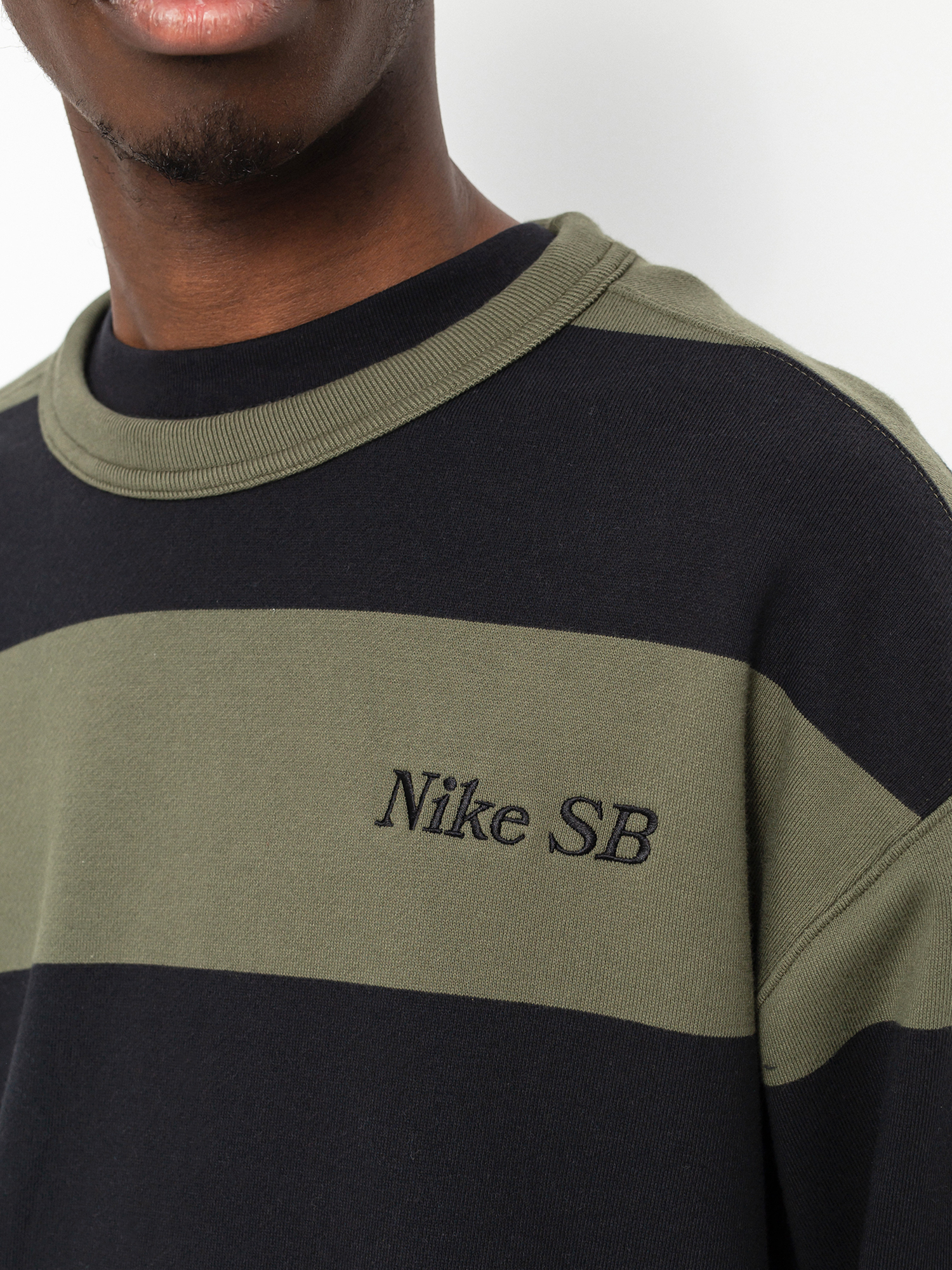 nike sb stripes crewneck sweatshirt