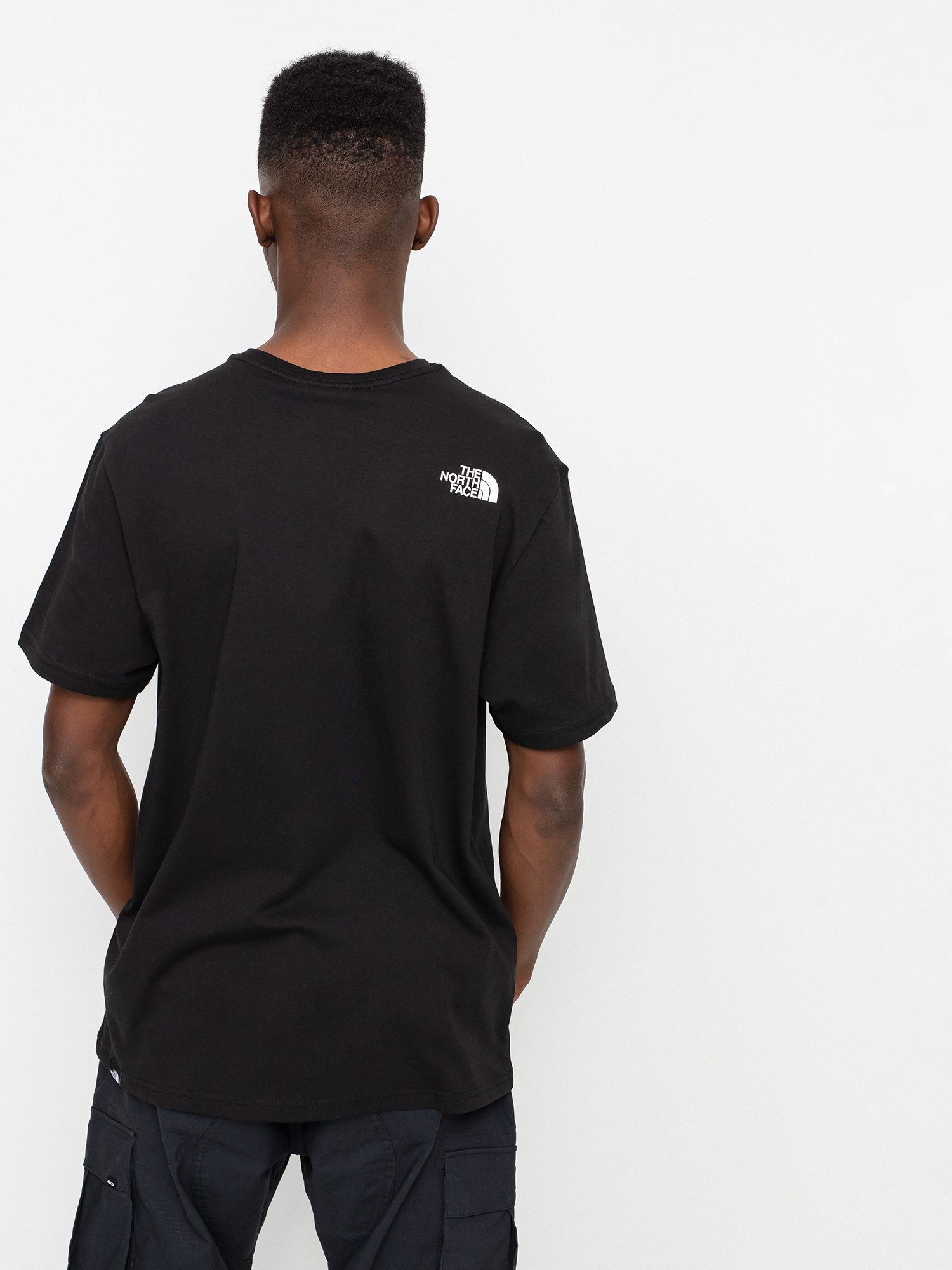 north face black tee