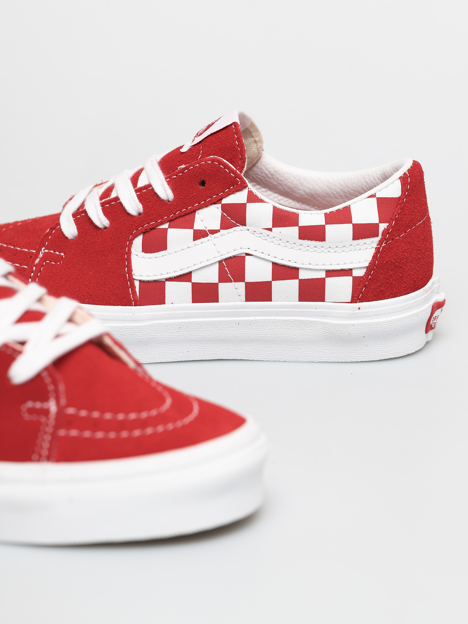 Vans Sk8 Low Shoes (canvas/suede racing red/checkerboard)