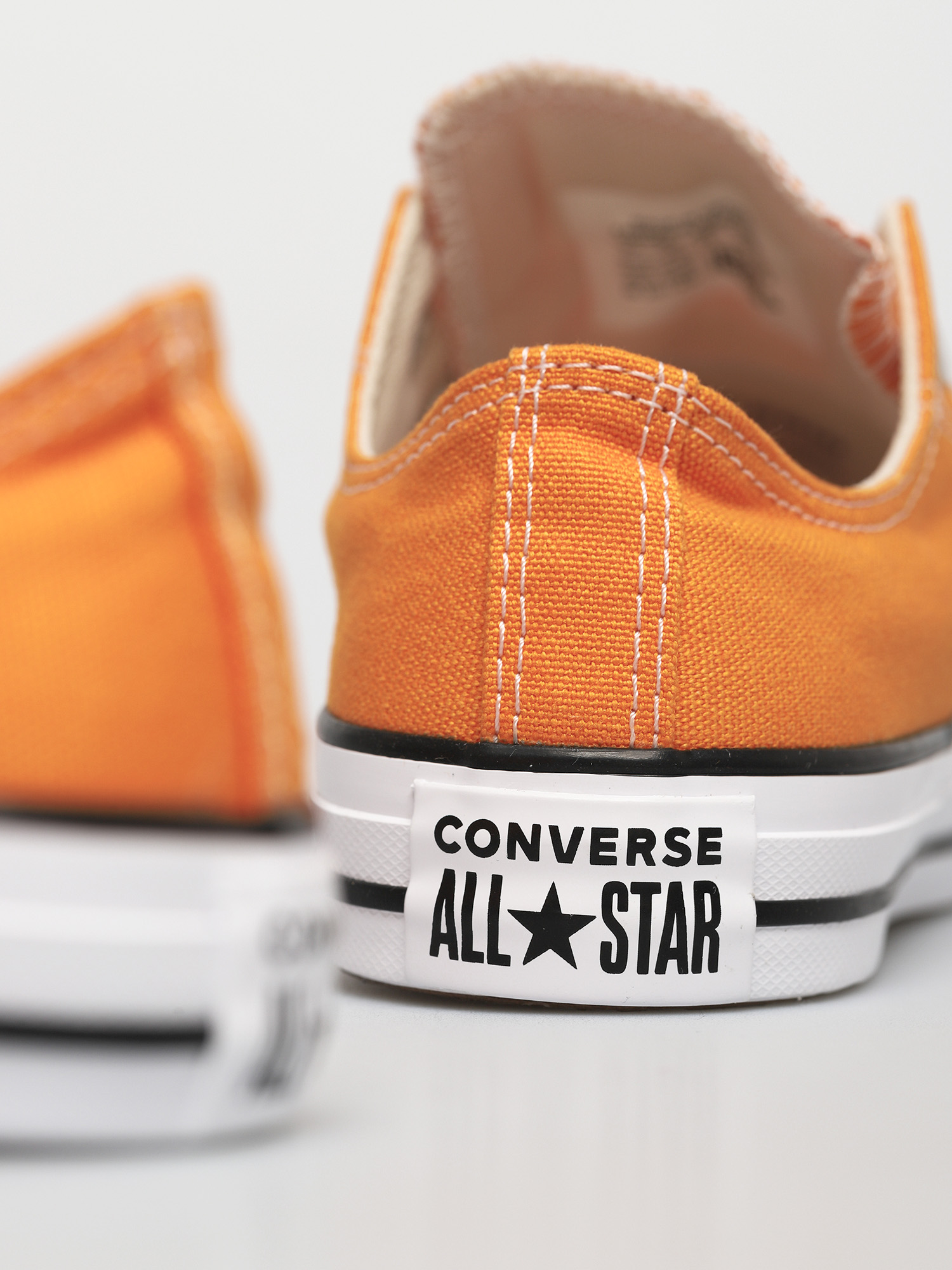 Converse Chuck Taylor All Star Ox Chucks (dark orange)