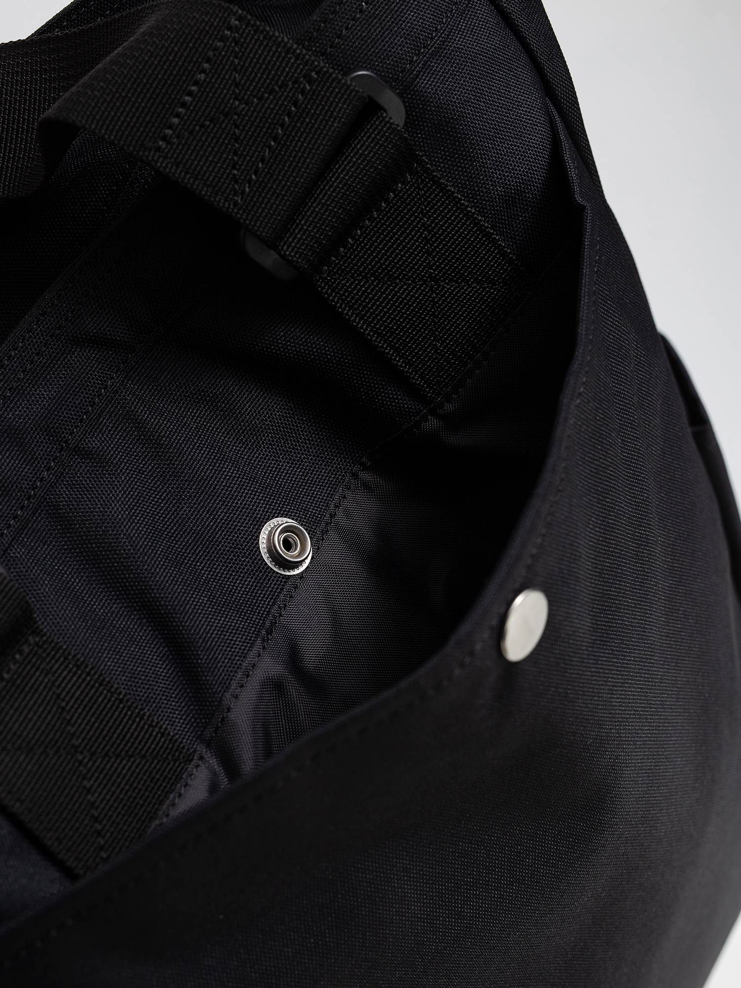 Carhartt WIP Payton Kit Handbag (black/white)