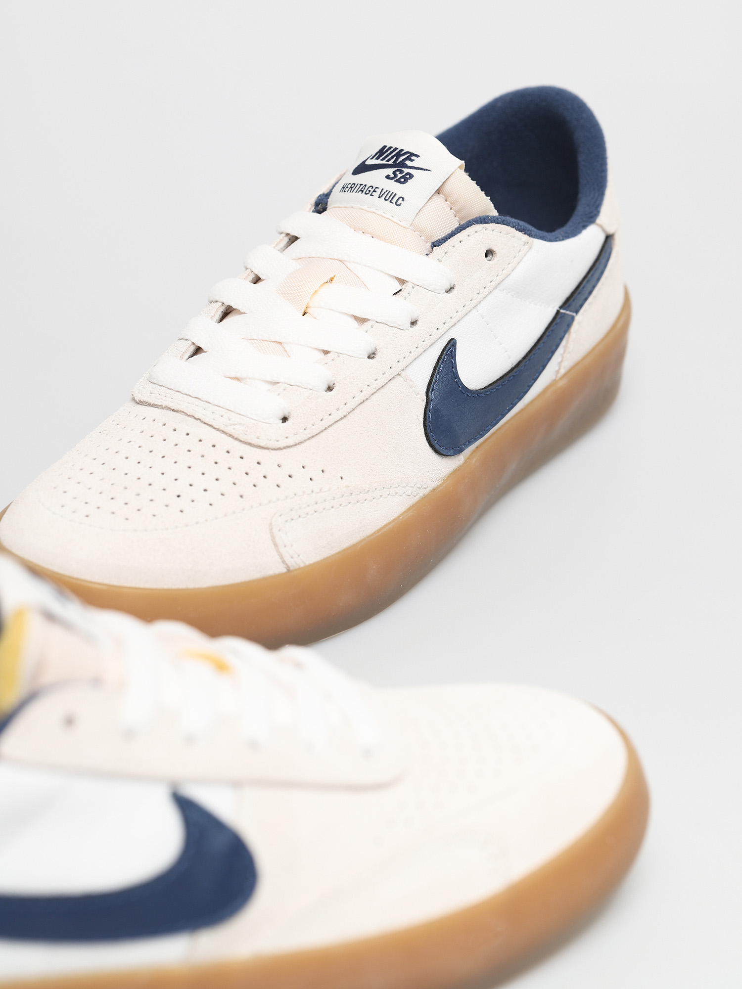 Nike SB Heritage Vulc Schuhe (summit white/navy white gum light brown)