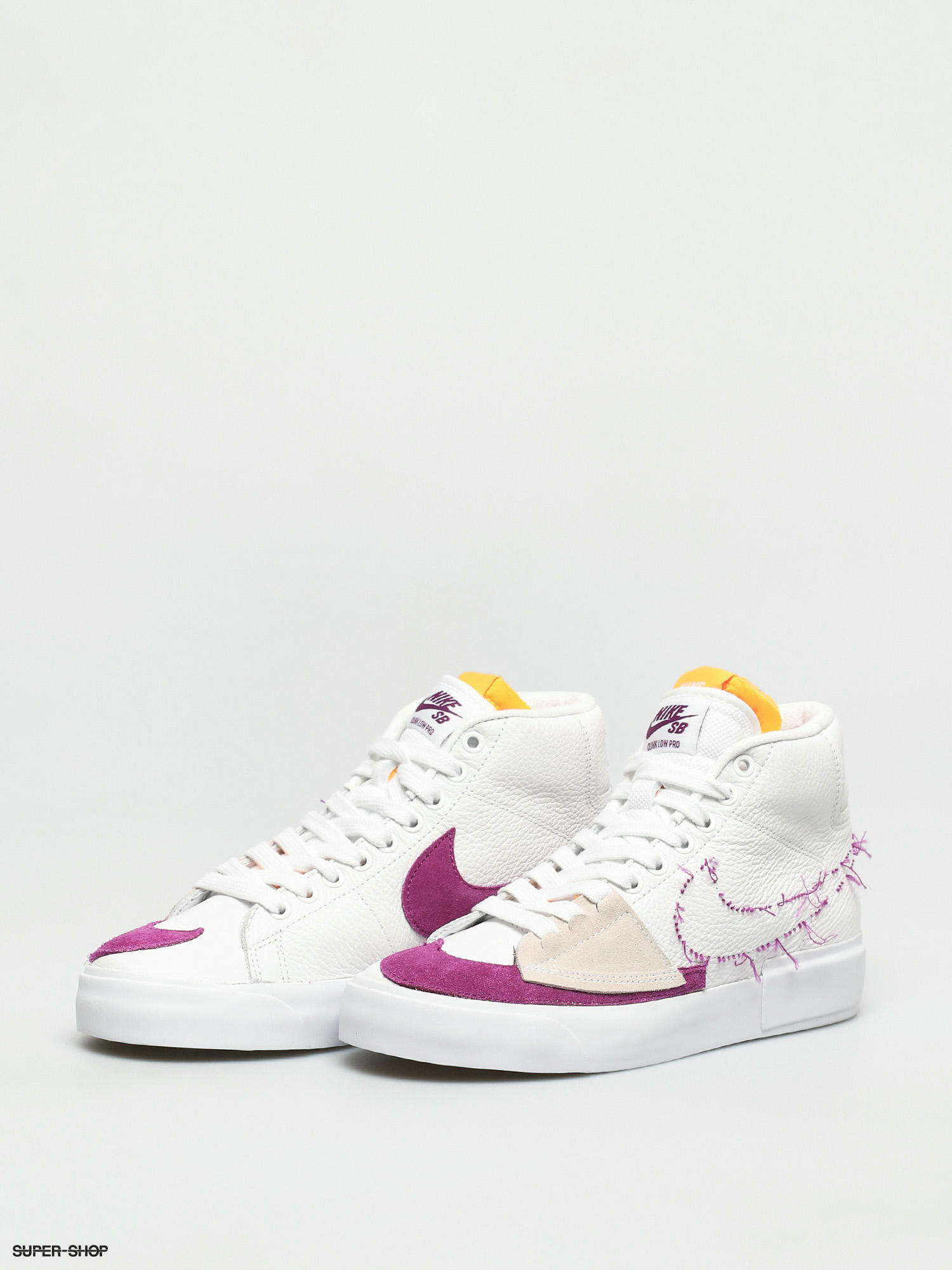 Nike Sb Zoom Blazer Mid Edge Shoes White Viotech White