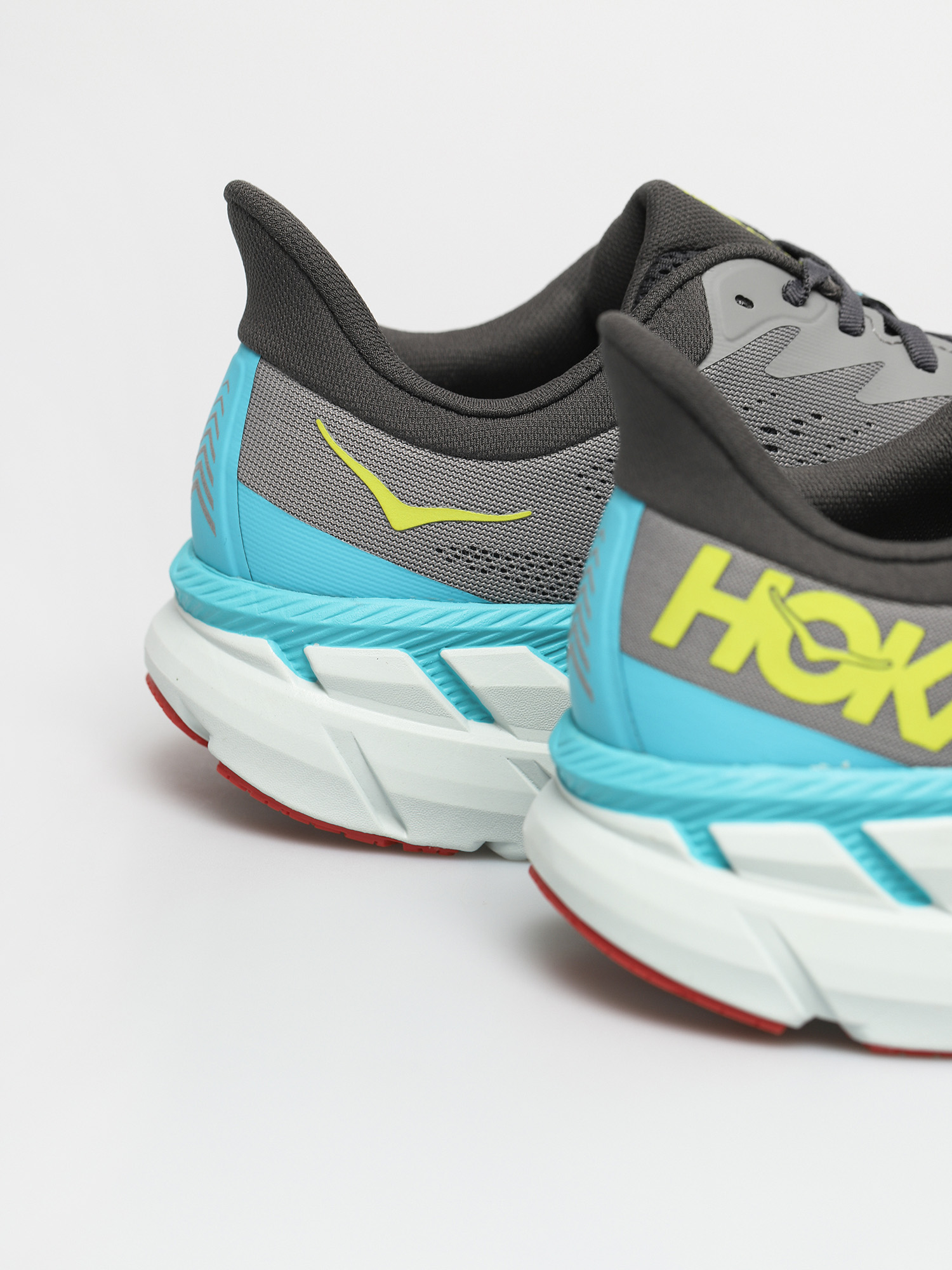 Hoka One One Clifton 7 Shoes (wild dove/dark shadow)