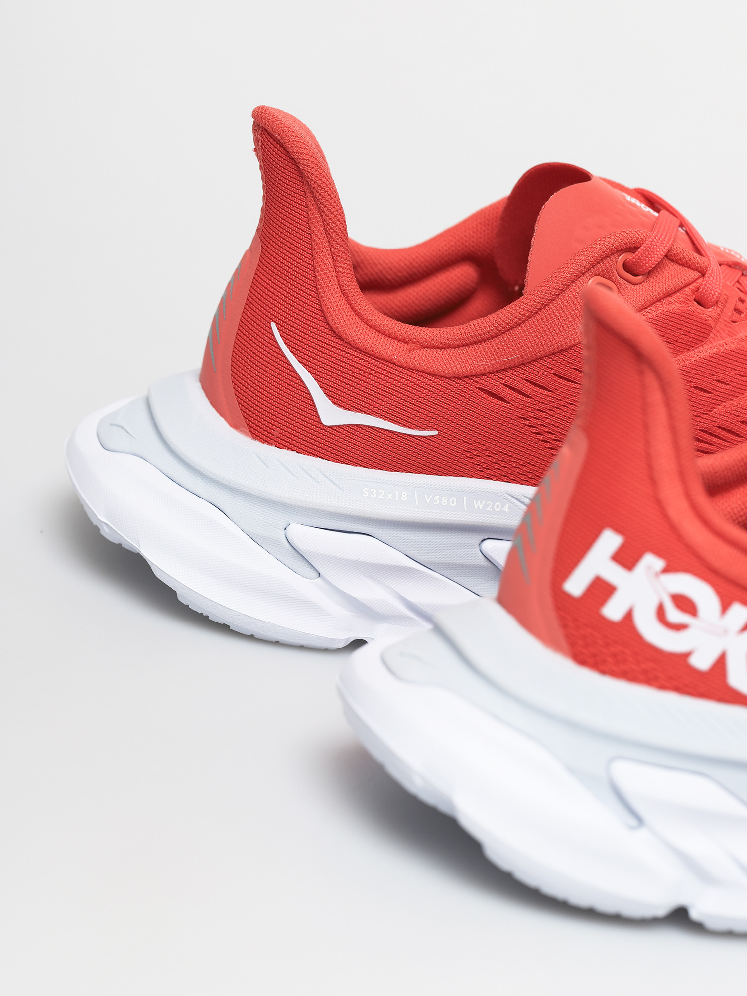 Hoka One One Clifton Edge Schuhe Wmn (hot coral/white)