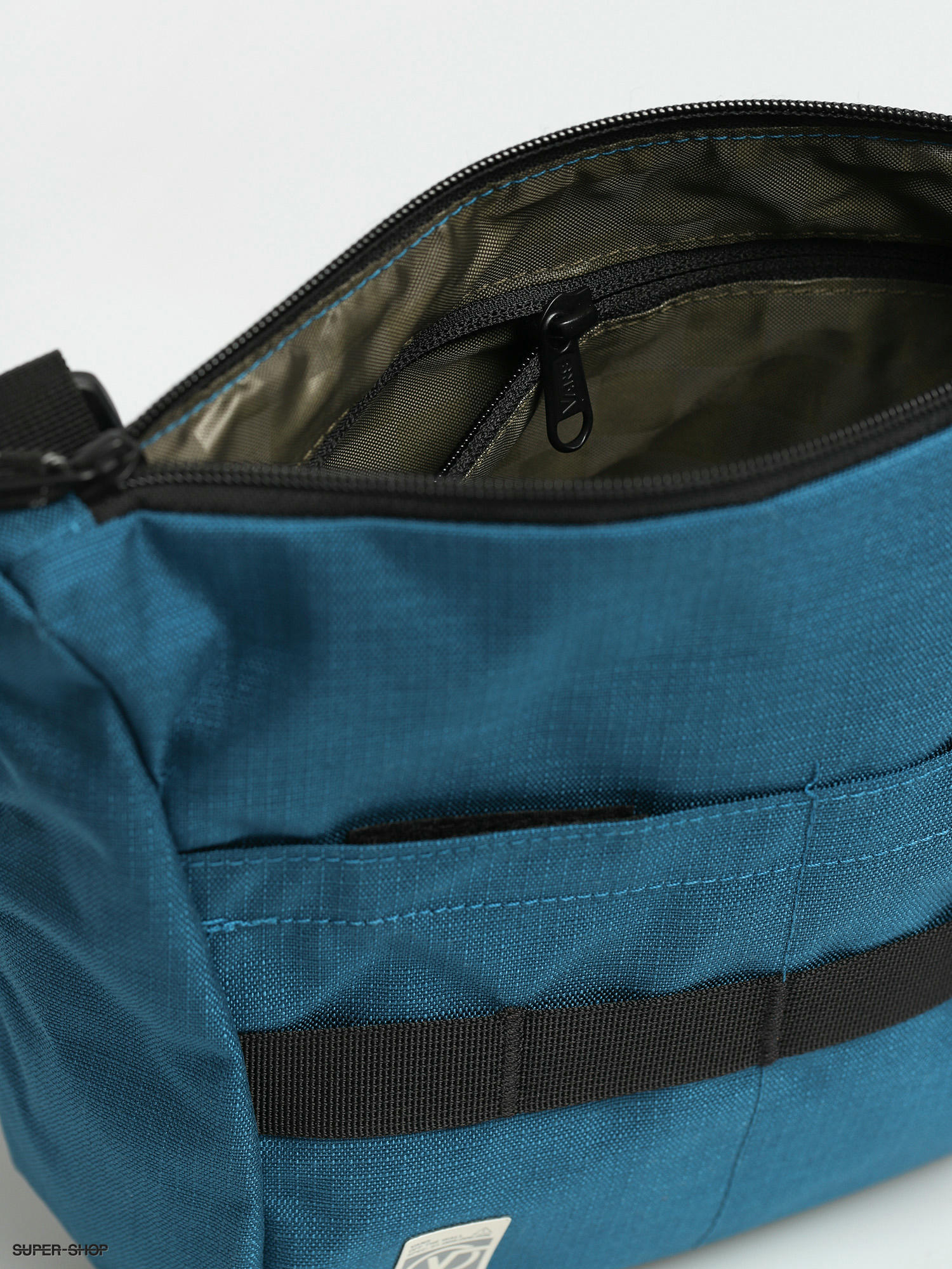 vans quick response shoulder bag