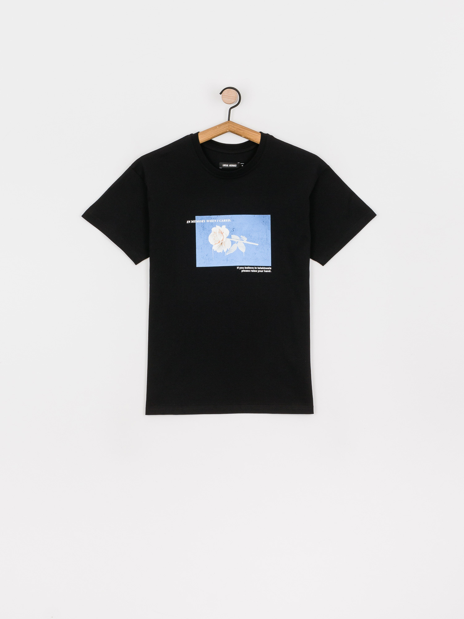 Local Heroes In Memory T-shirt Wmn (black)